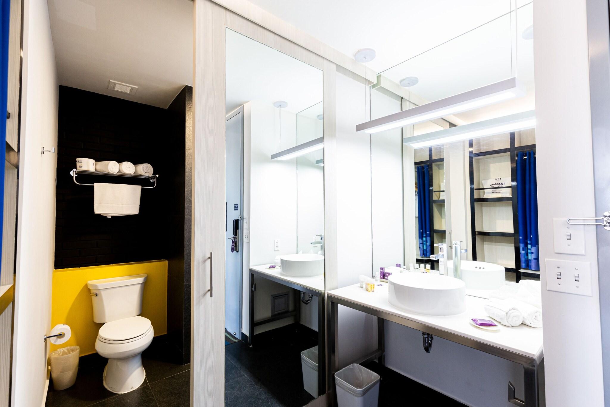 Double King Size Bed