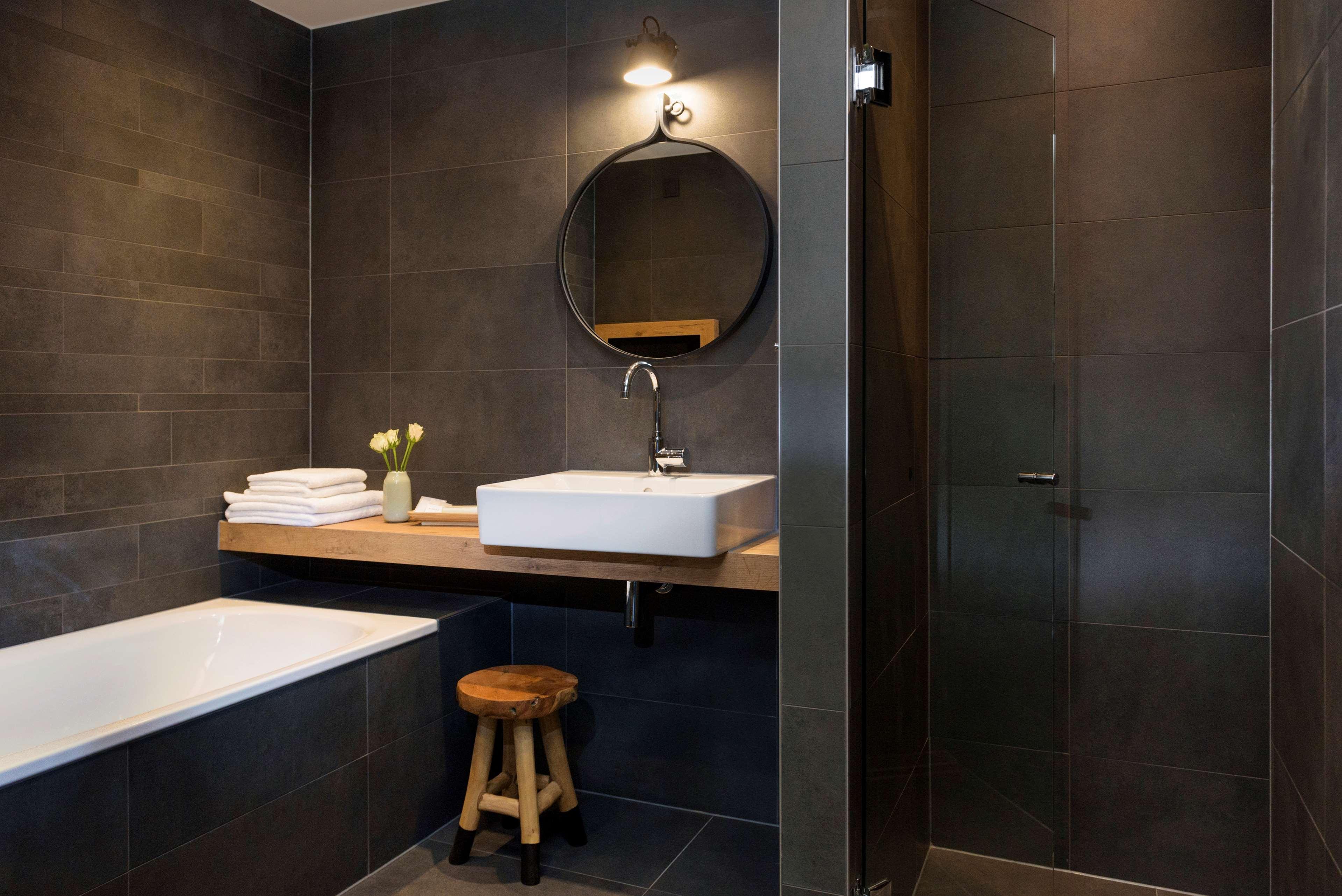 Junior Suite King Size Bed