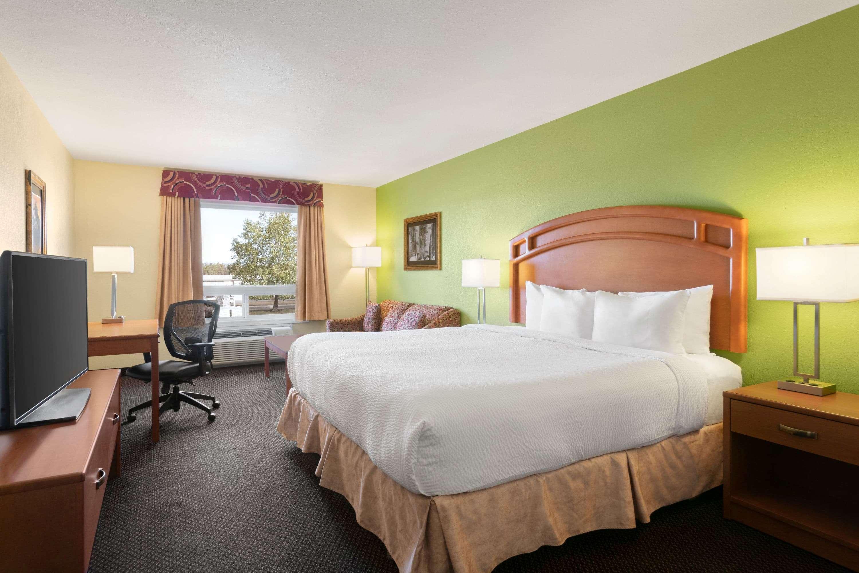 Suite King Bed Non Smoking