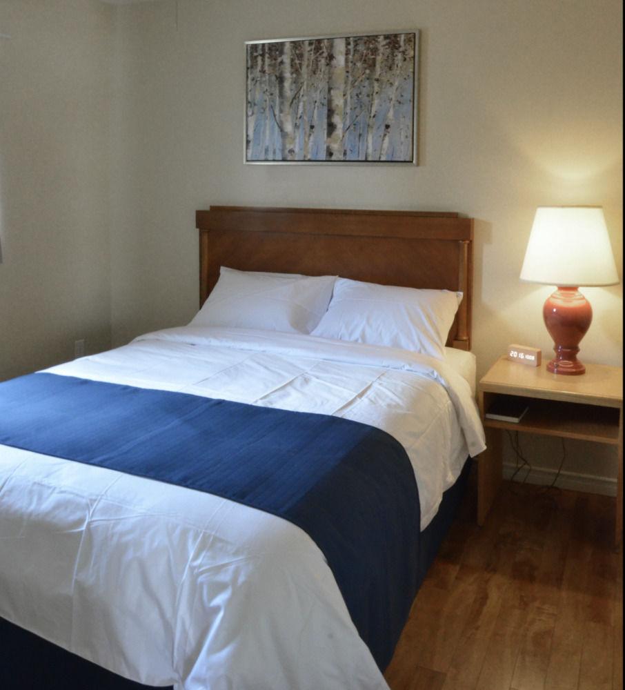 Double Queen Size Bed