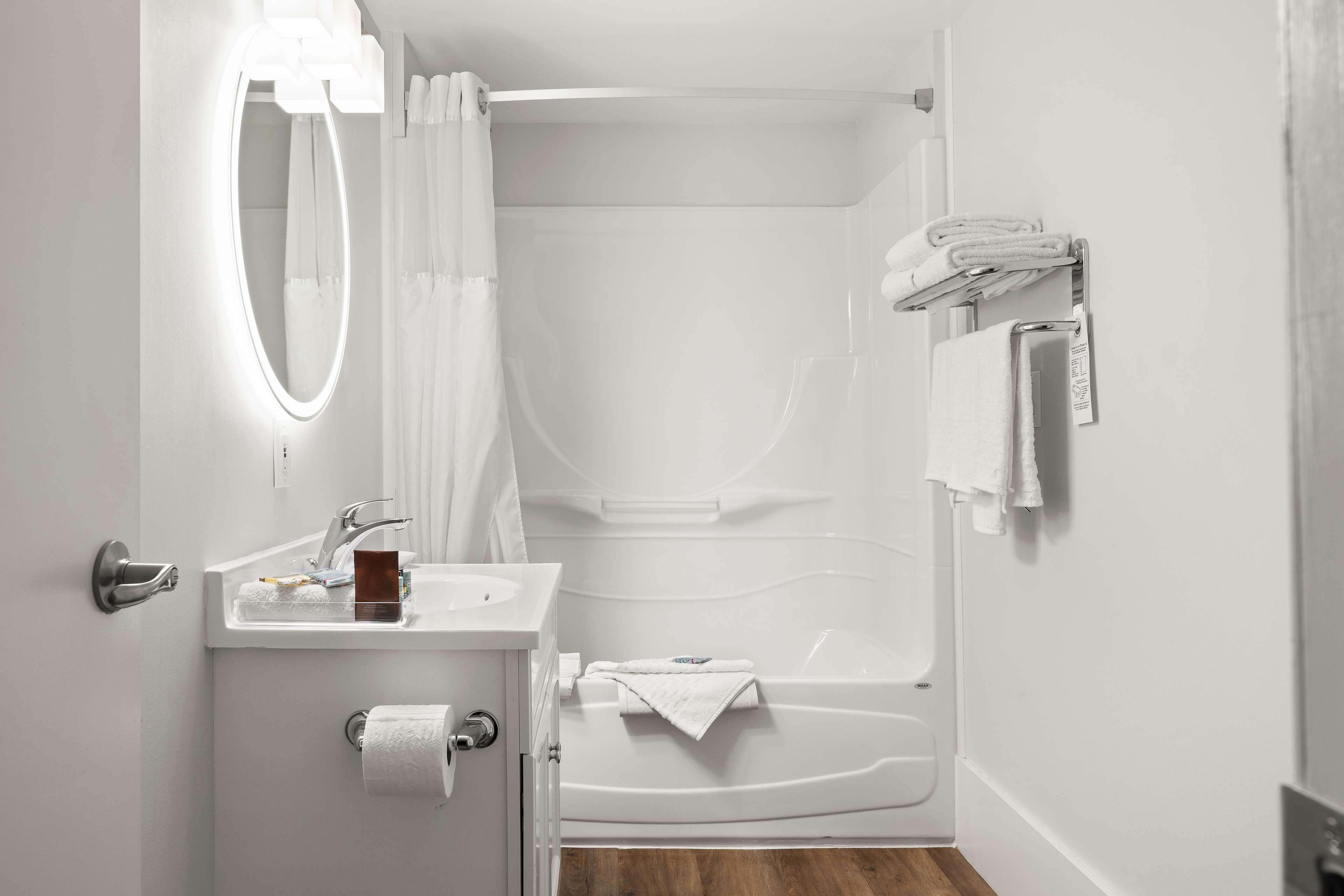 Suite Two Queen Beds