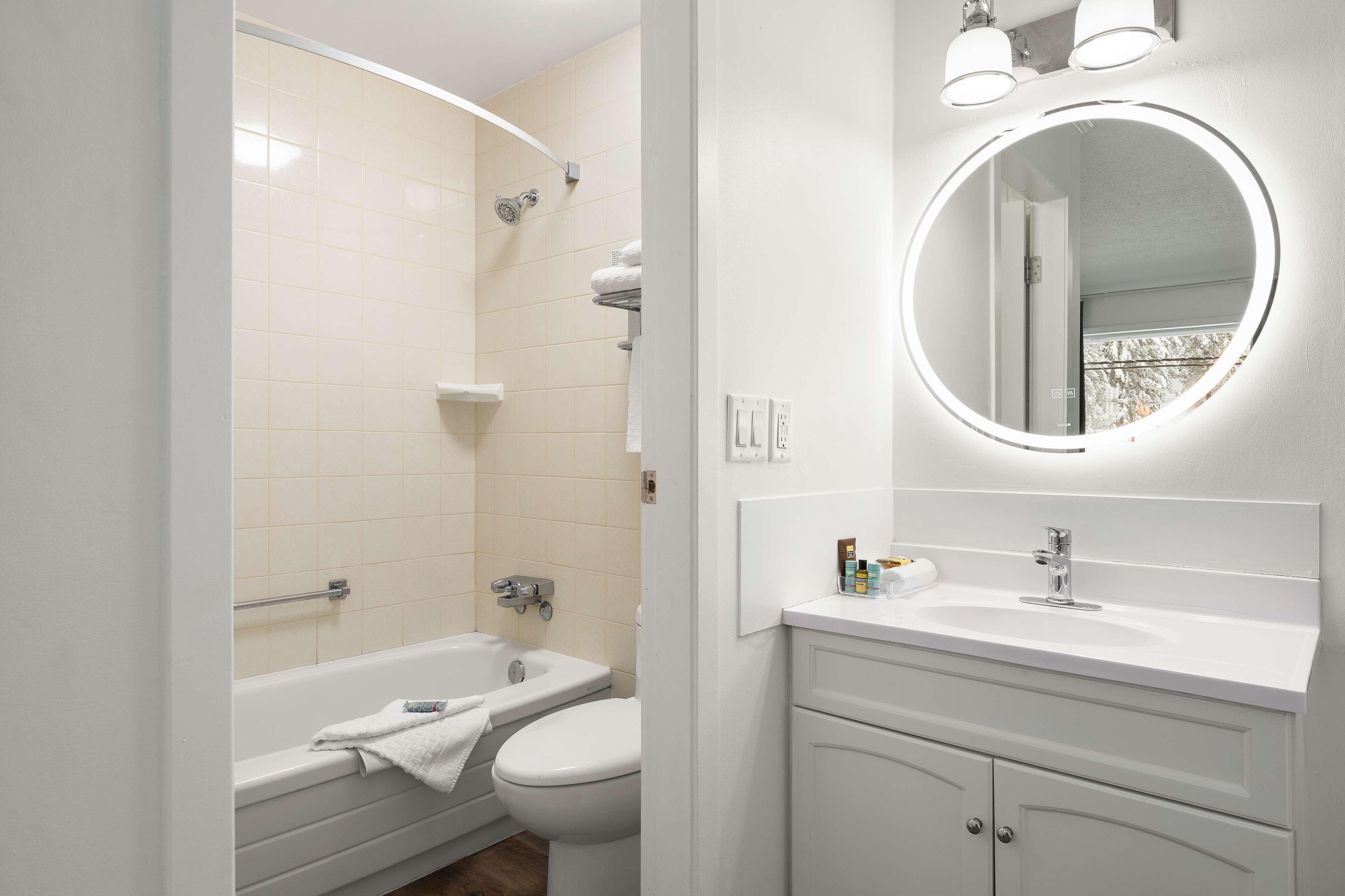 Suite Two Queen Beds