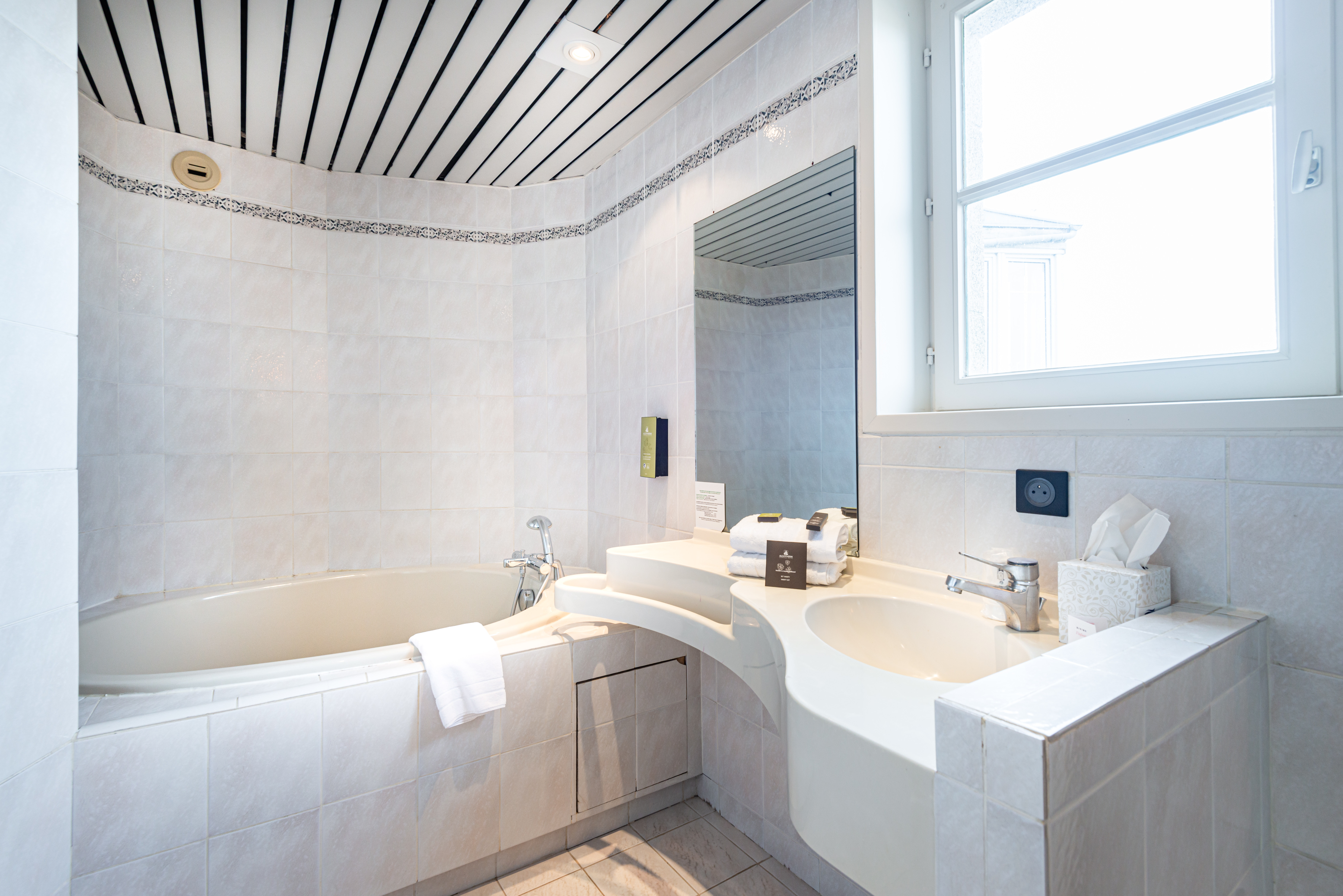 Double or Twin Superior Sea View