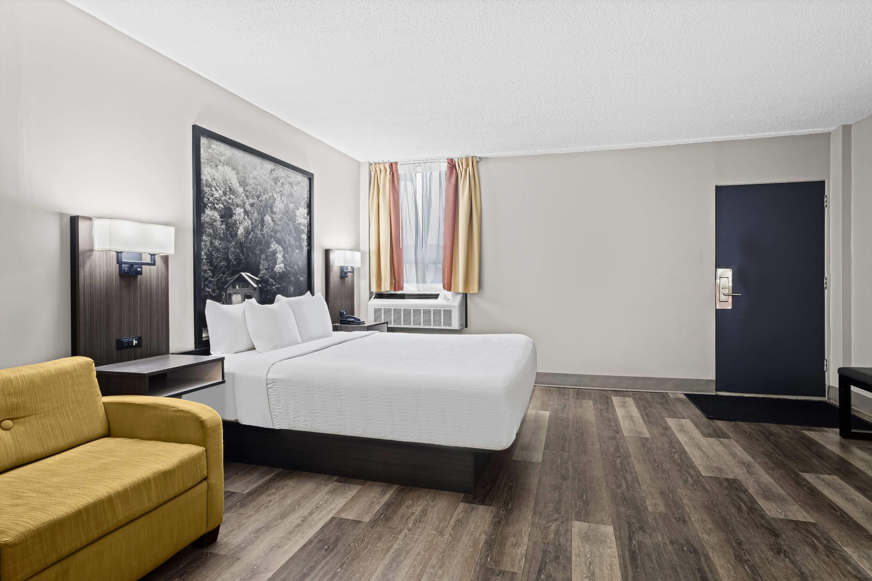 Studio King Size Bed