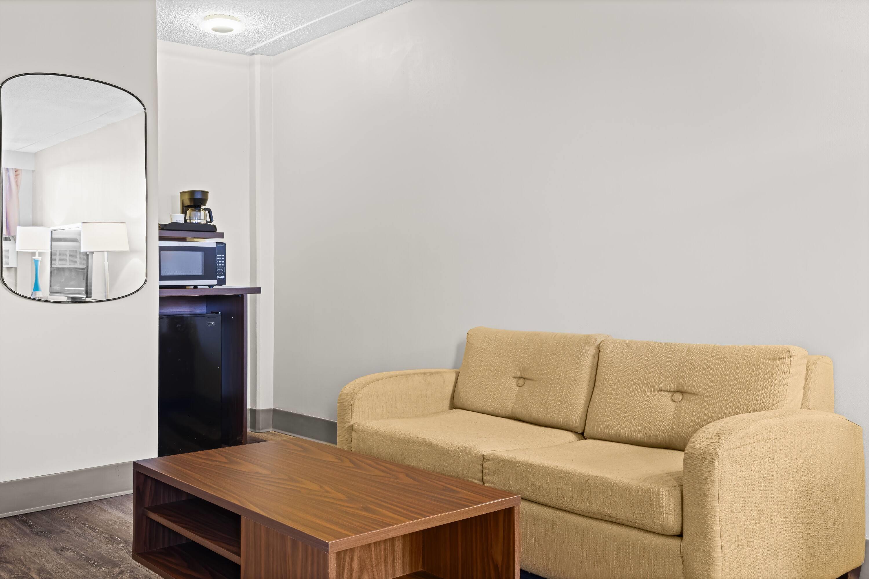 Suite Two Queen Beds