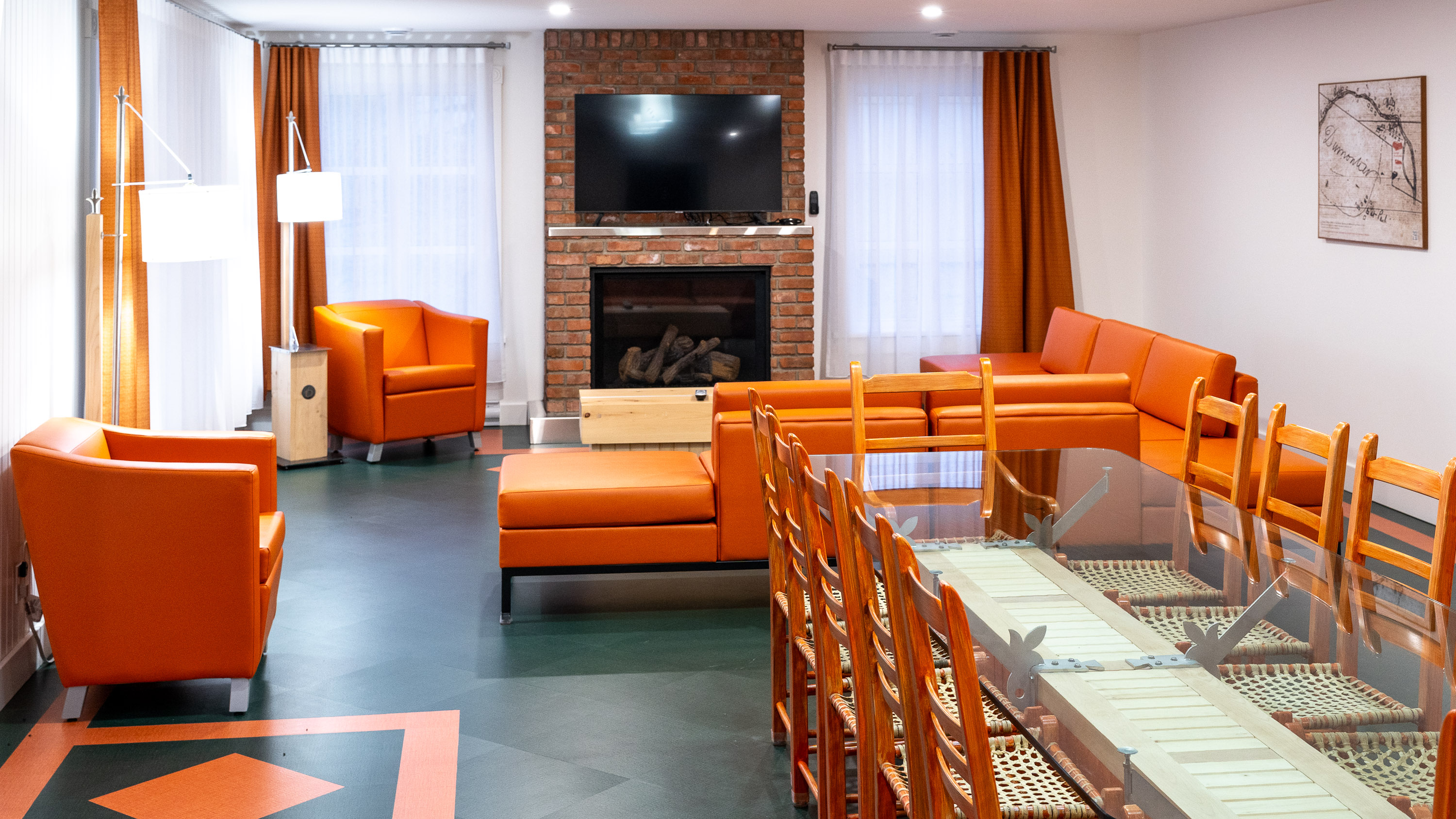 Home Three Bedrooms Three Bathrooms