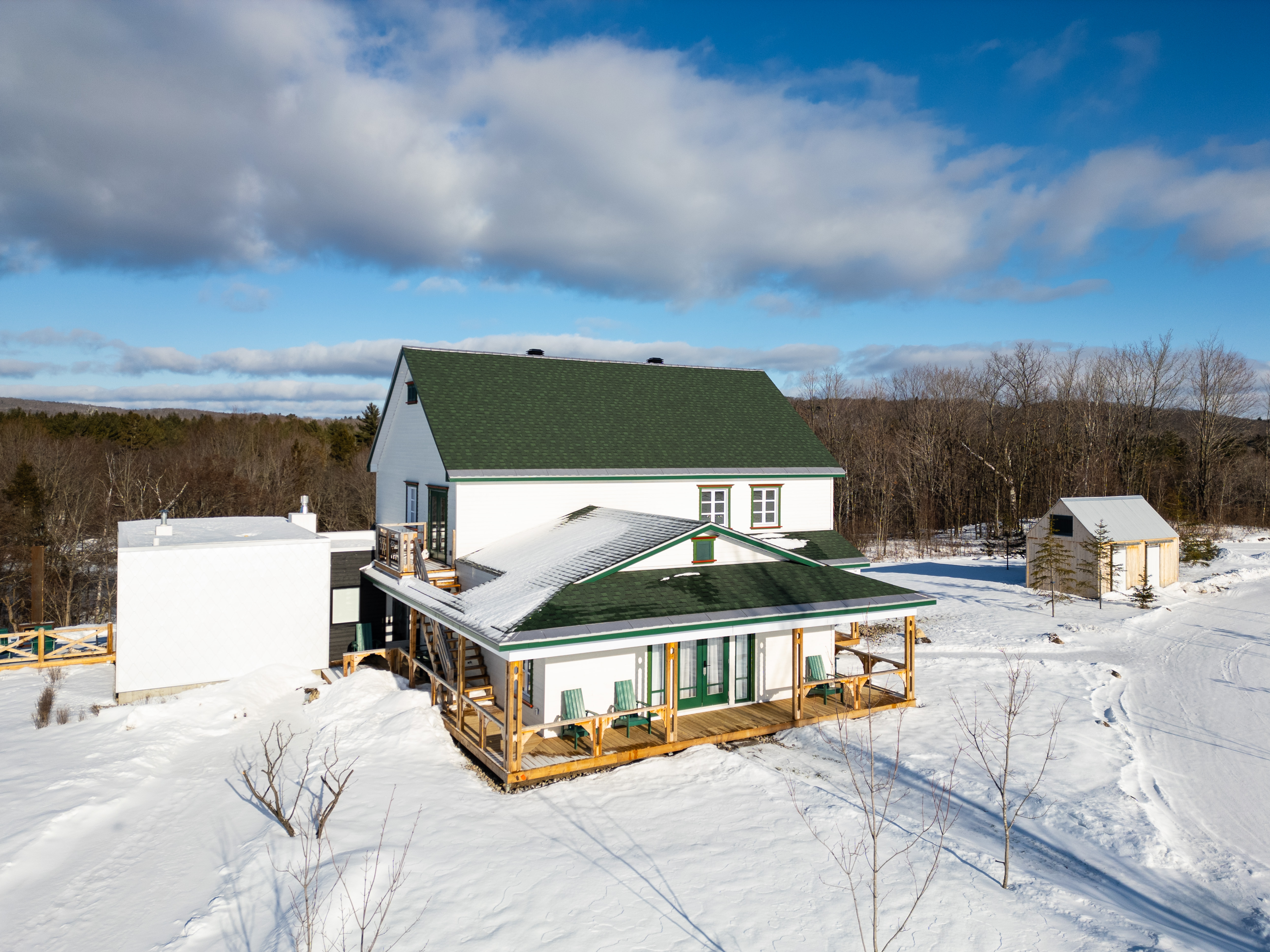 Home Three Bedrooms Three Bathrooms