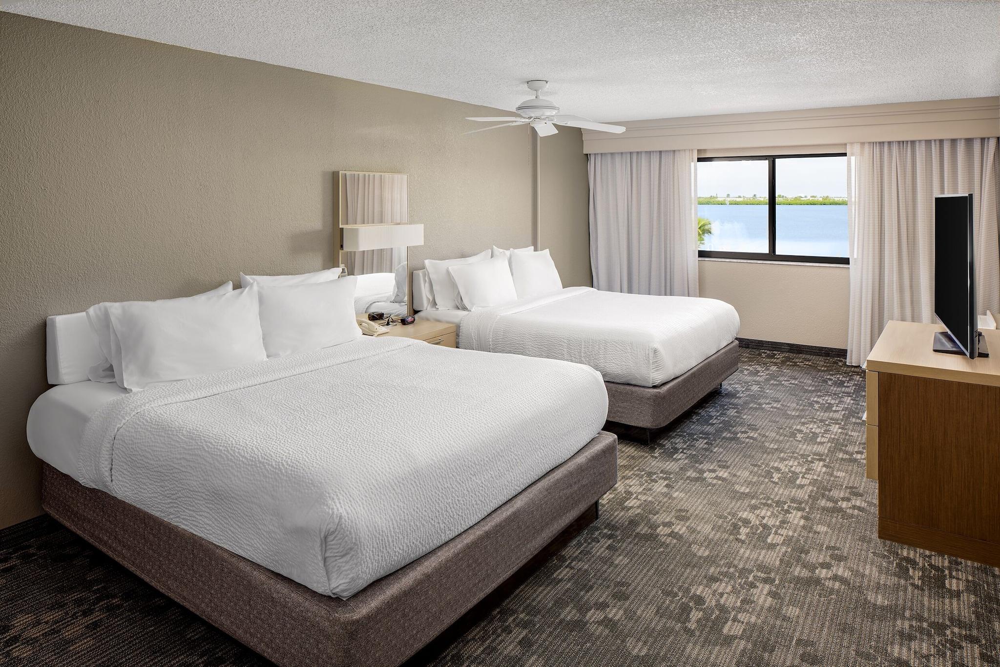 Suite Two Queen Beds Non Smoking