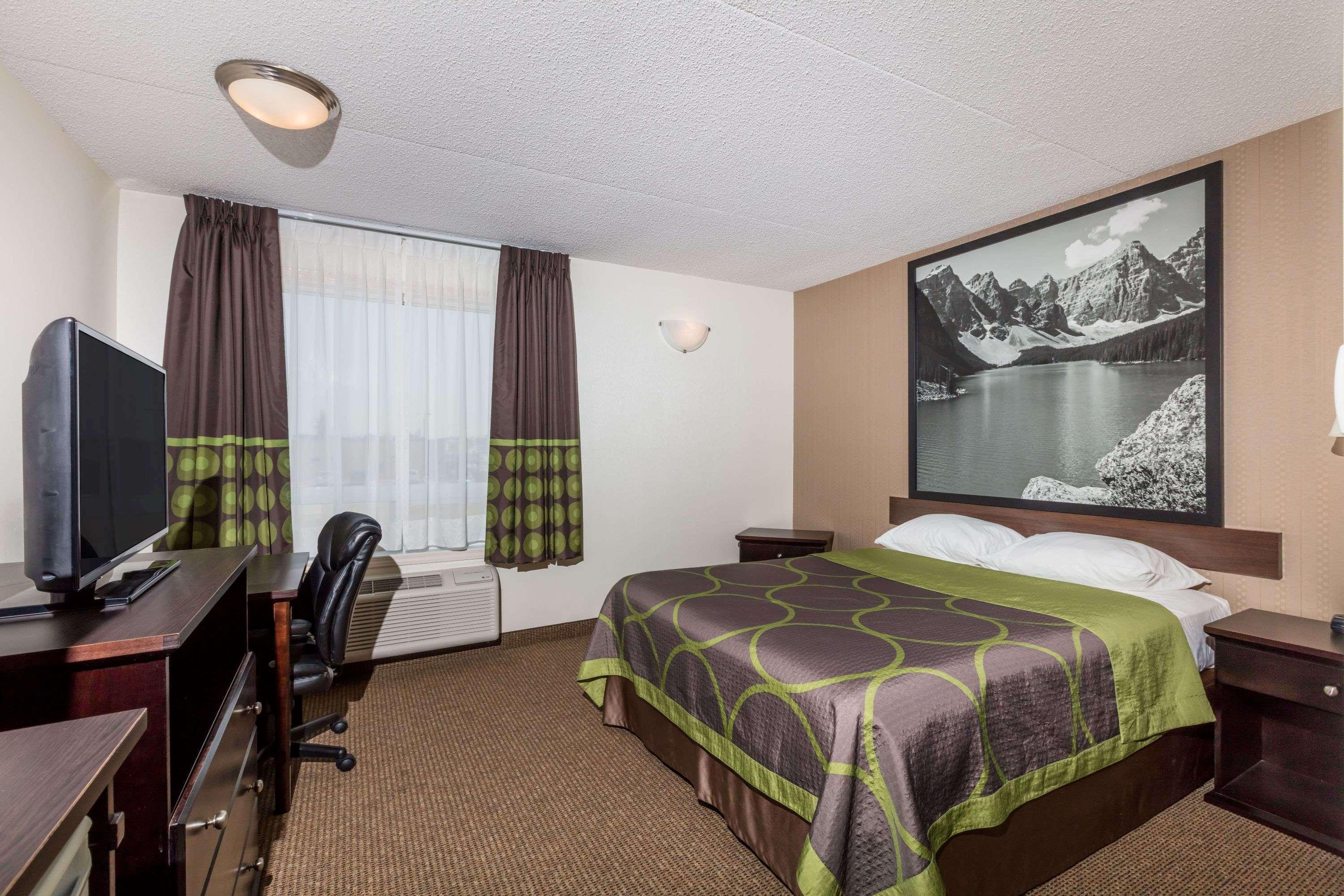 Double Queen Size Bed