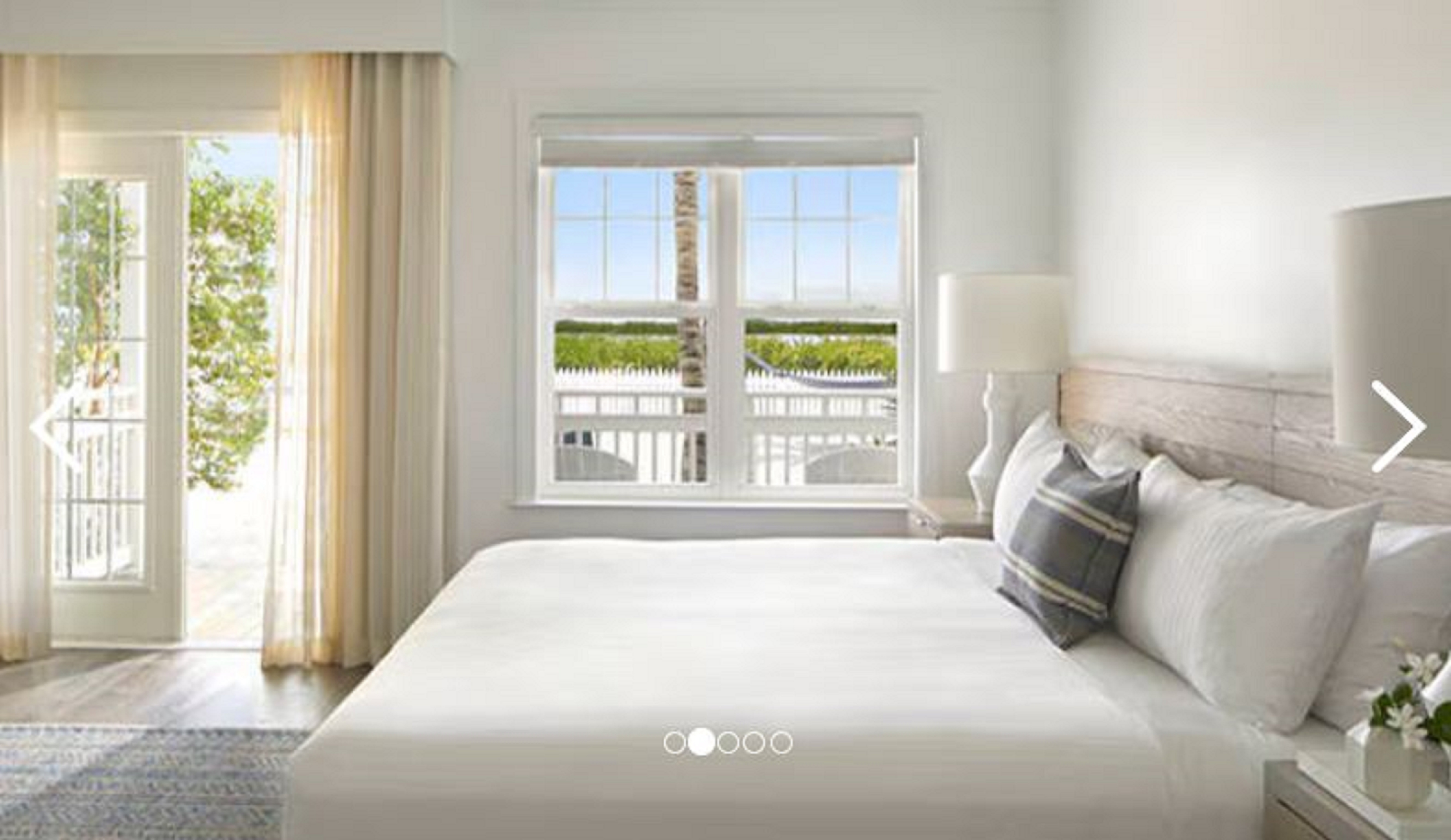 Double Partial Ocean View King Bed