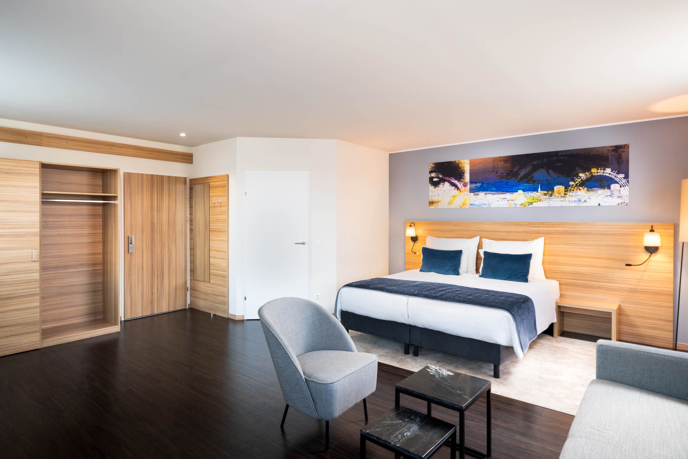 Family Room Capacity 4