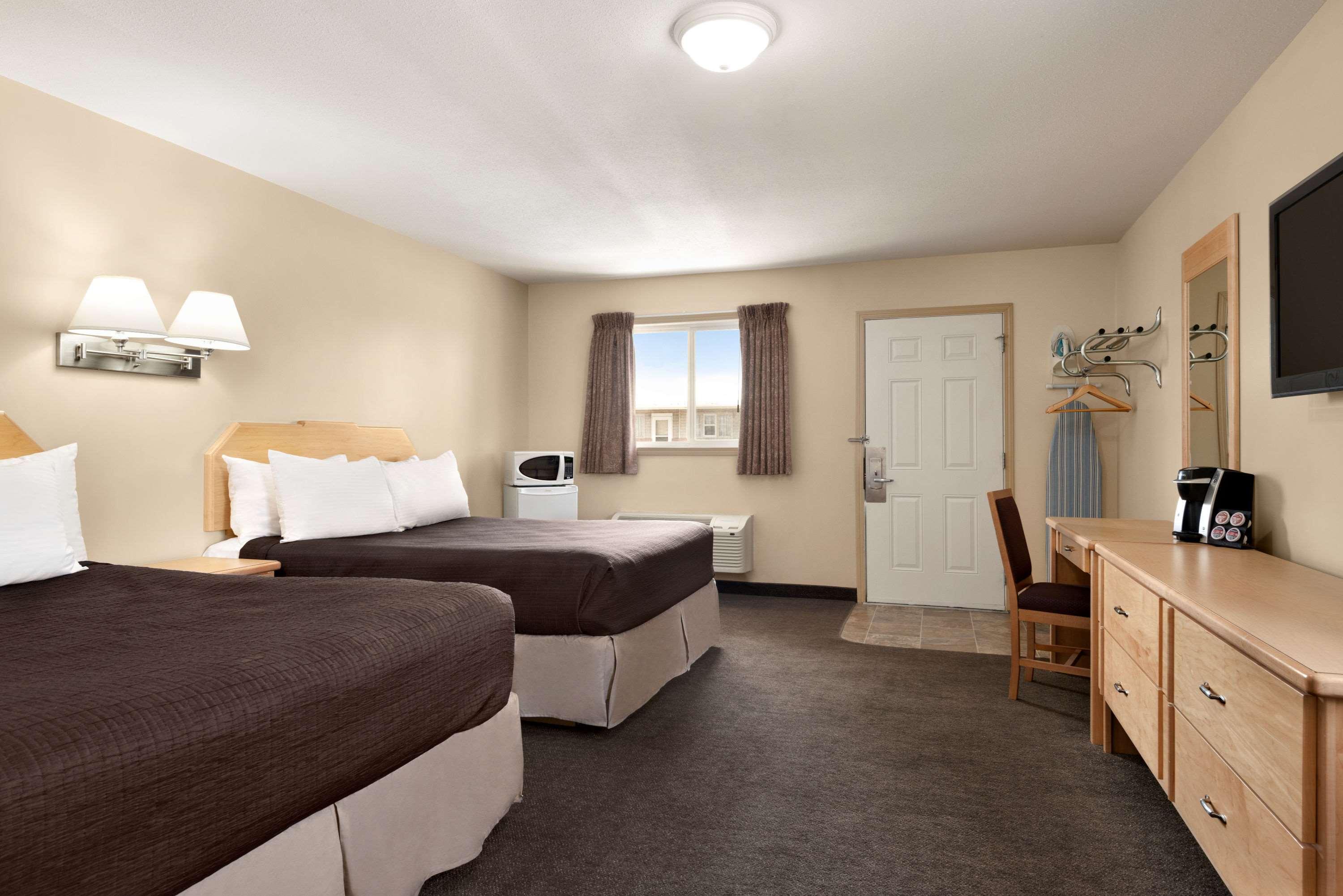 Room Two Double Beds