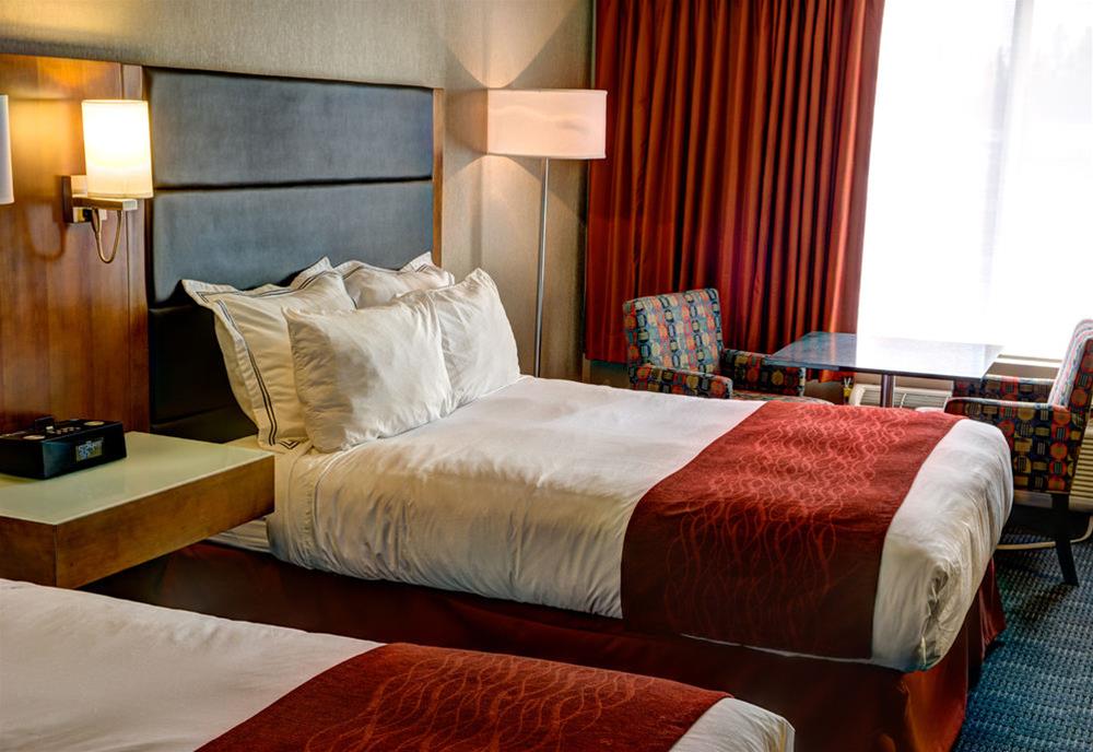 Double Two Queen Beds