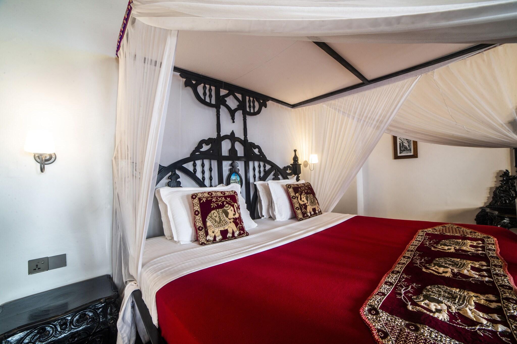 Suite Deluxe with Views