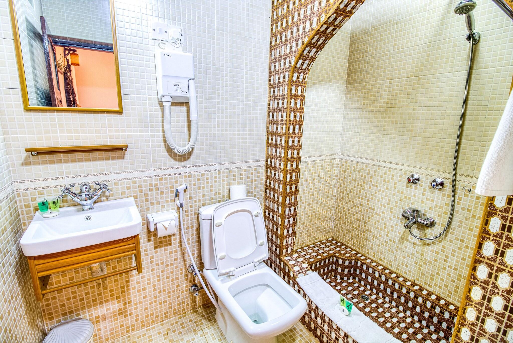 Double Sea View King Bed