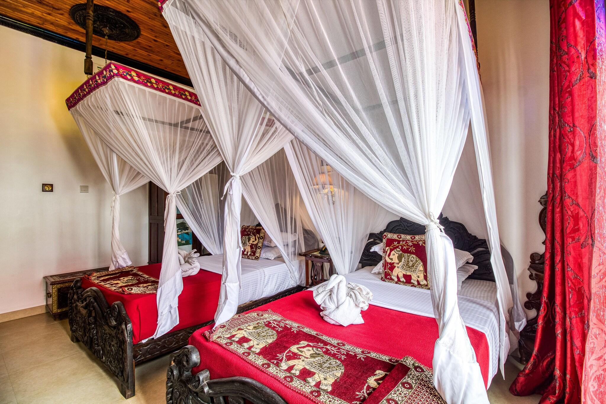 Twin Sea View with Balcony