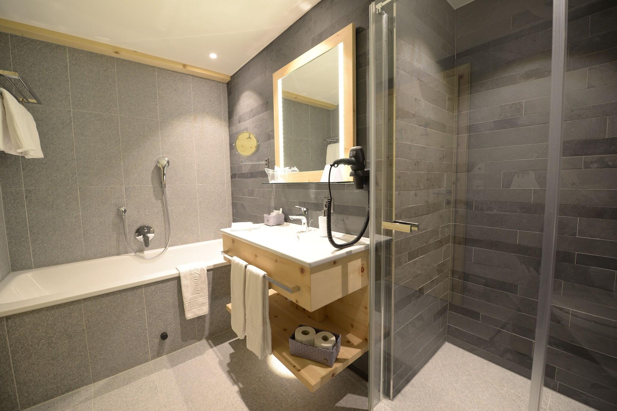 Double Deluxe Mountain View