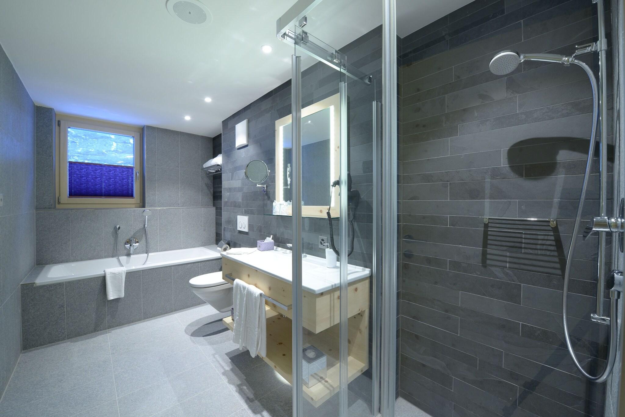 Junior Suite Mountain View