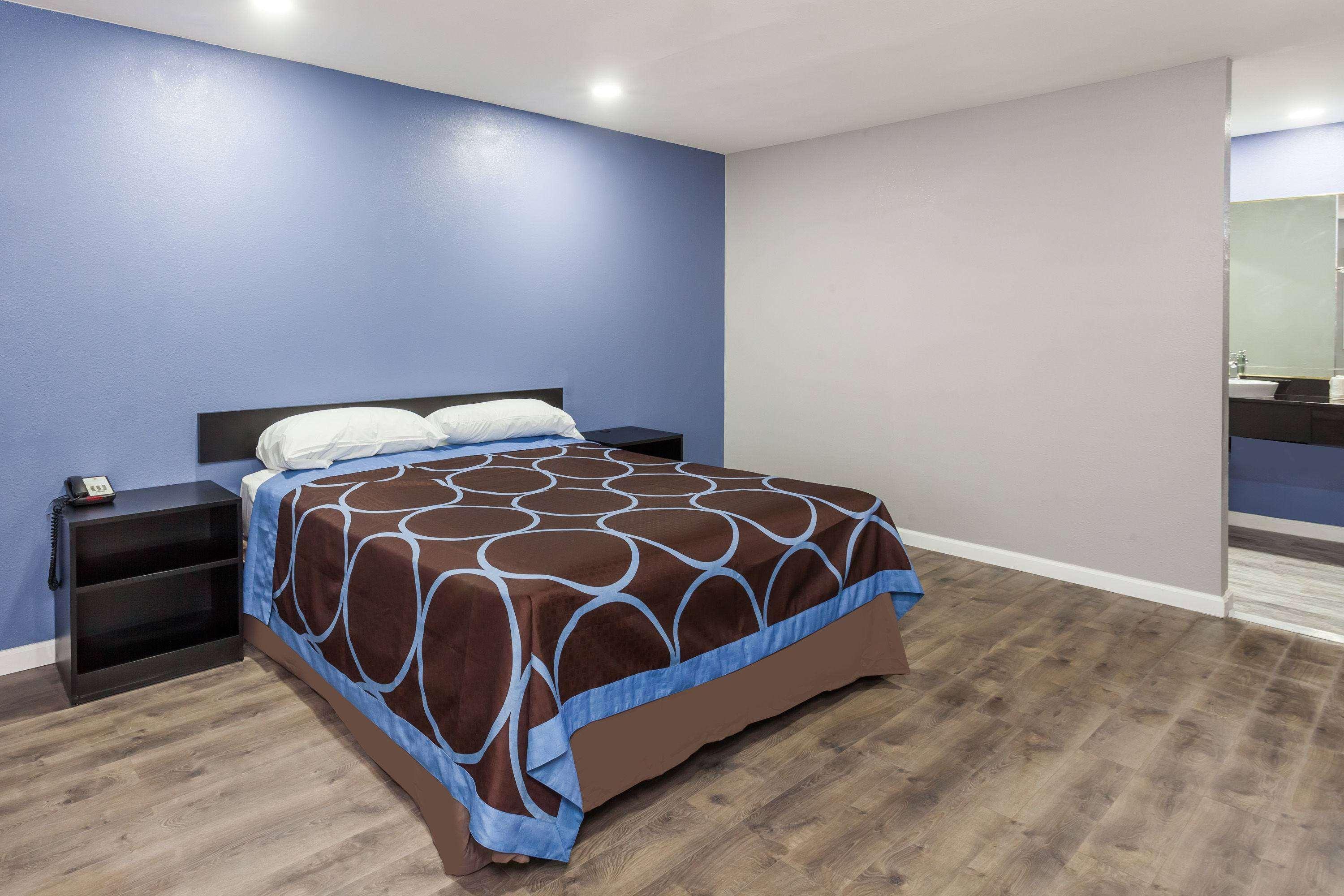 Double King Size Bed