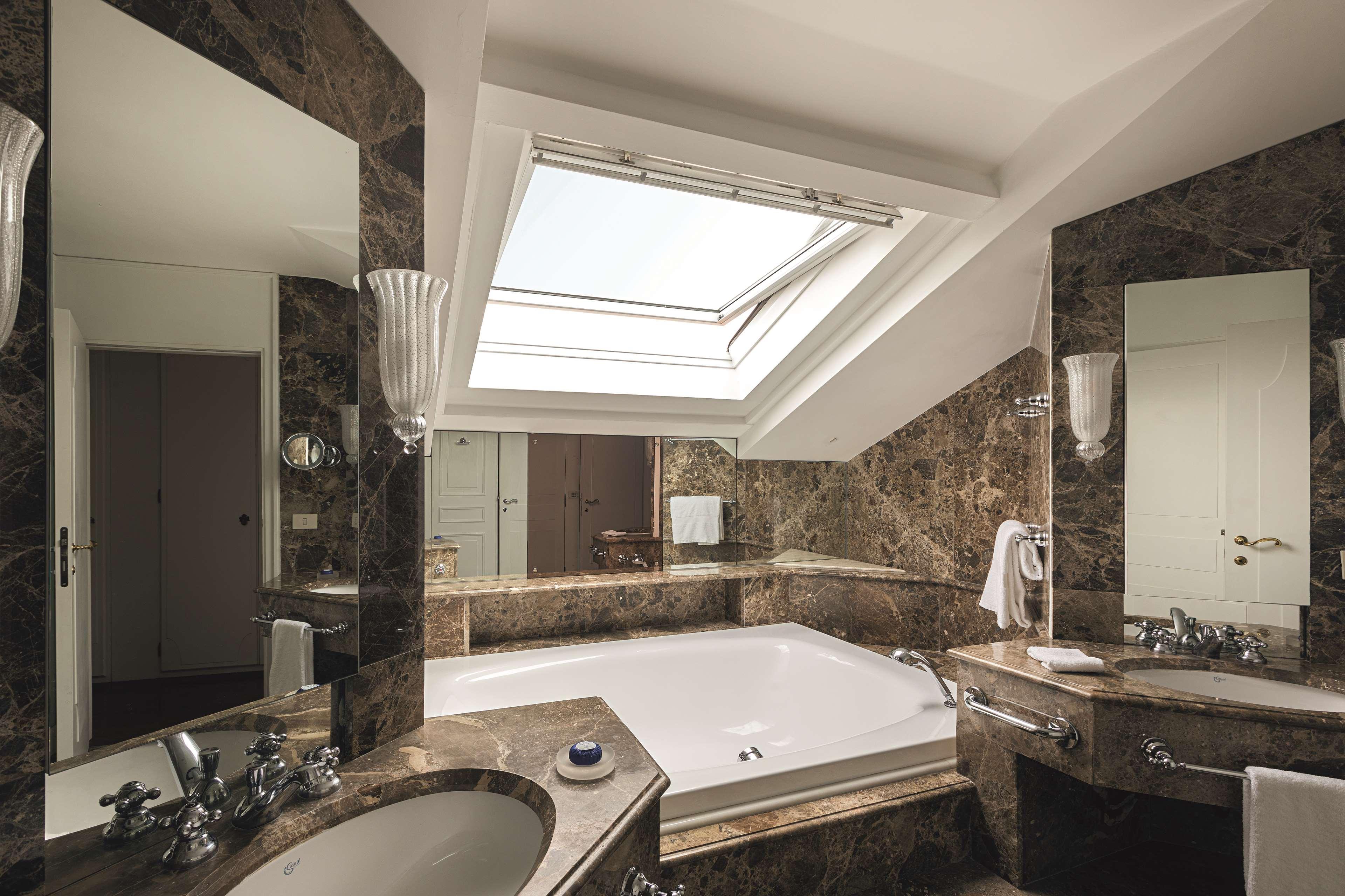 Junior Suite Lagoon View