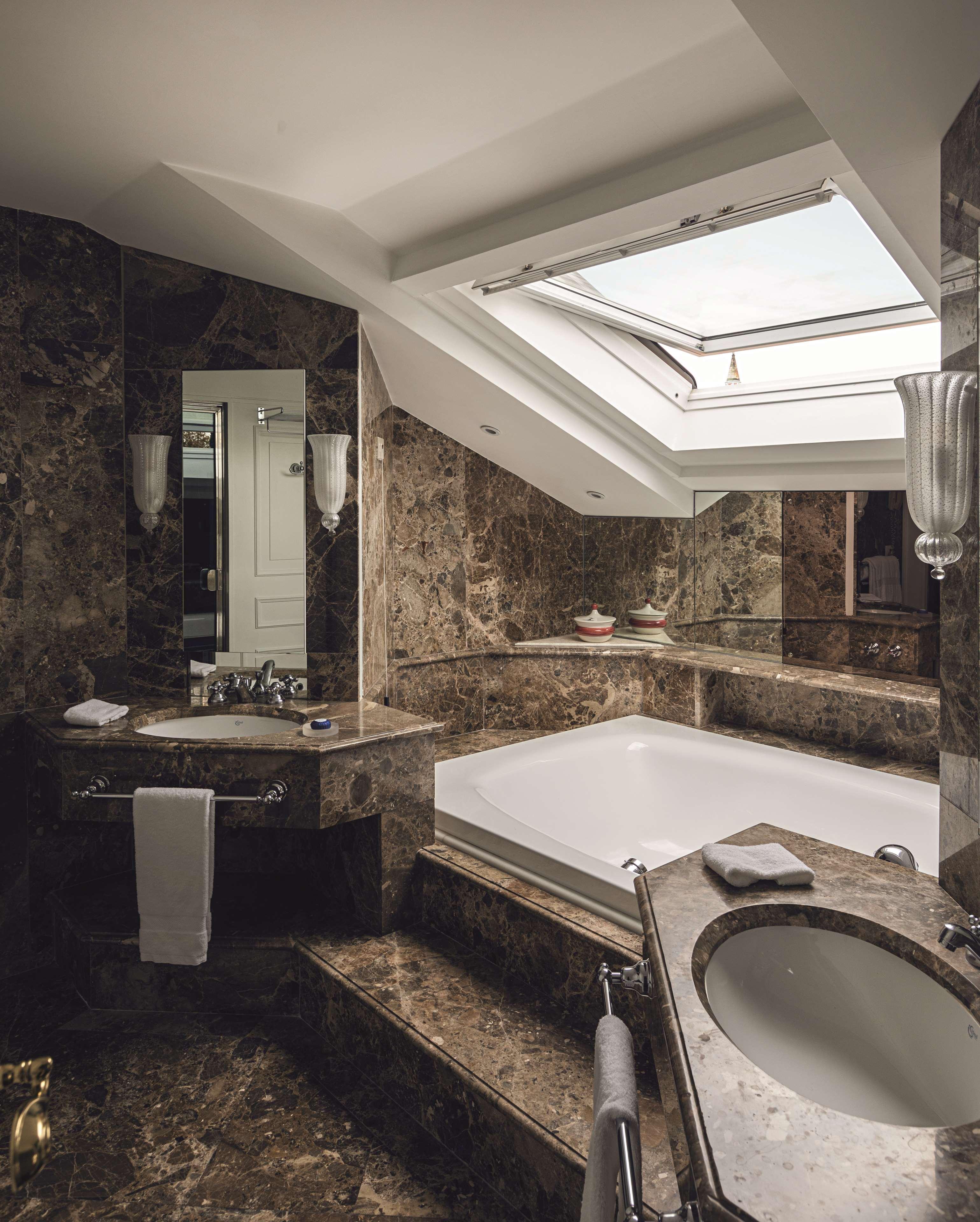 Junior Suite Lagoon View