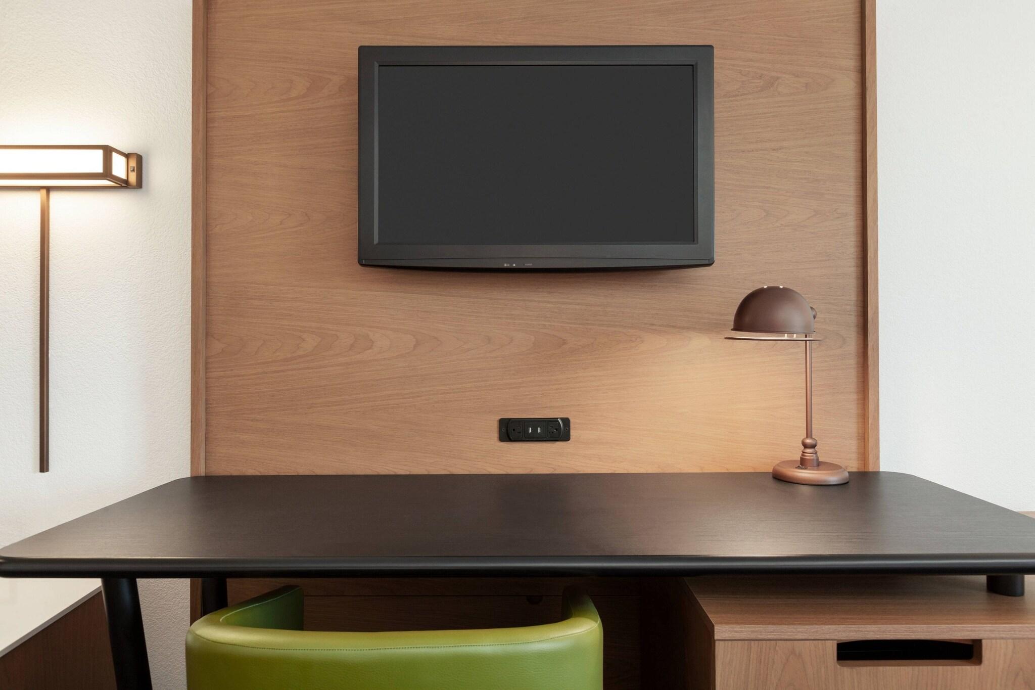 Double Queen Size Bed