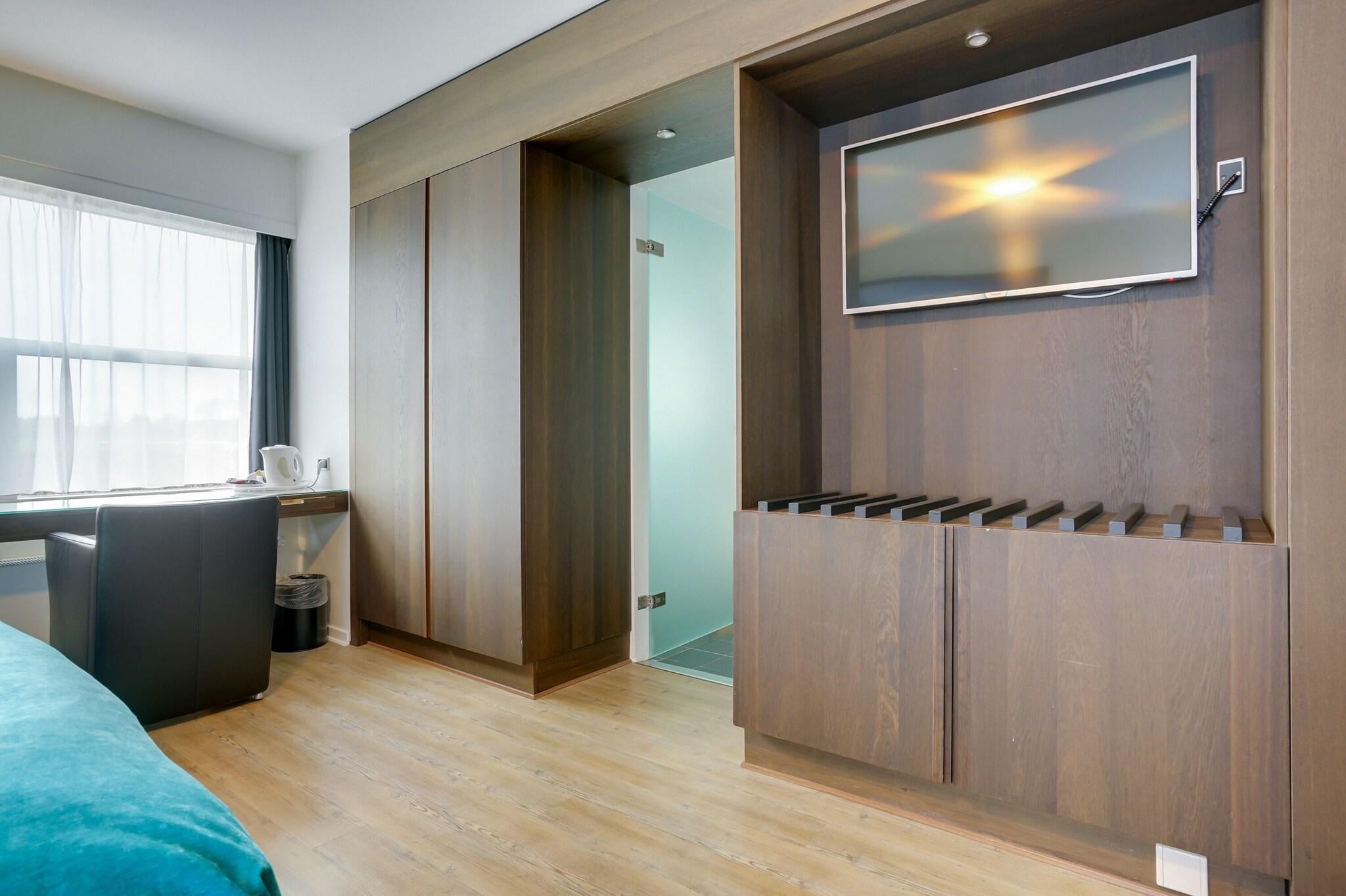 Double Superior with Double Bed