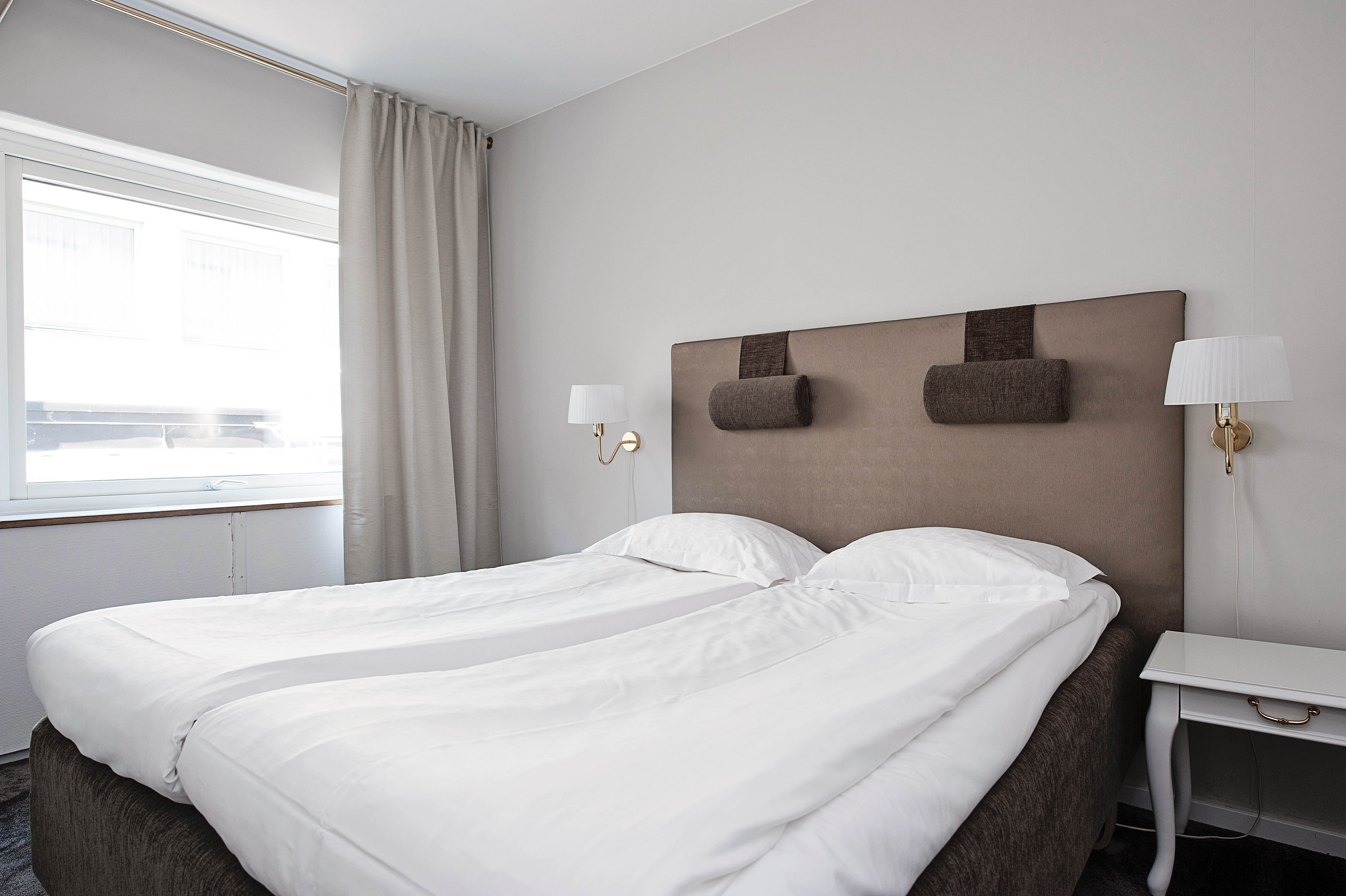 Double Single Queen Size Bed