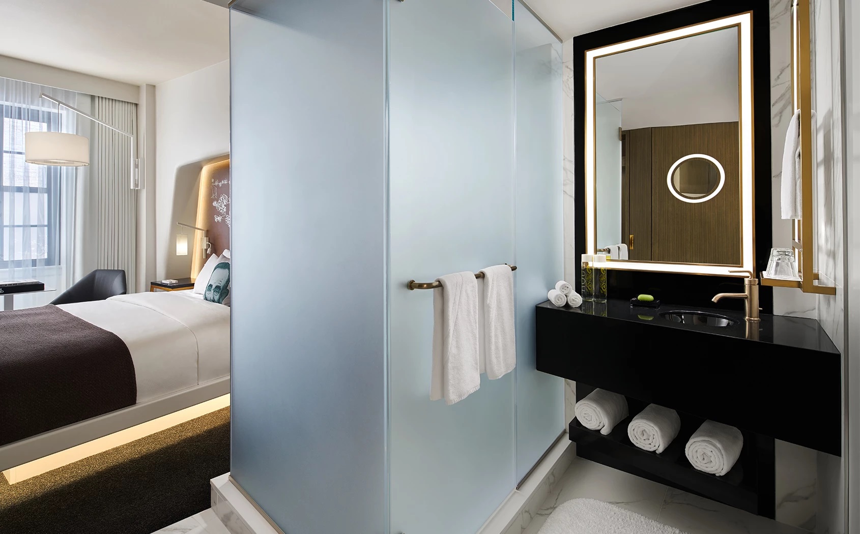 Double Classic King Bed