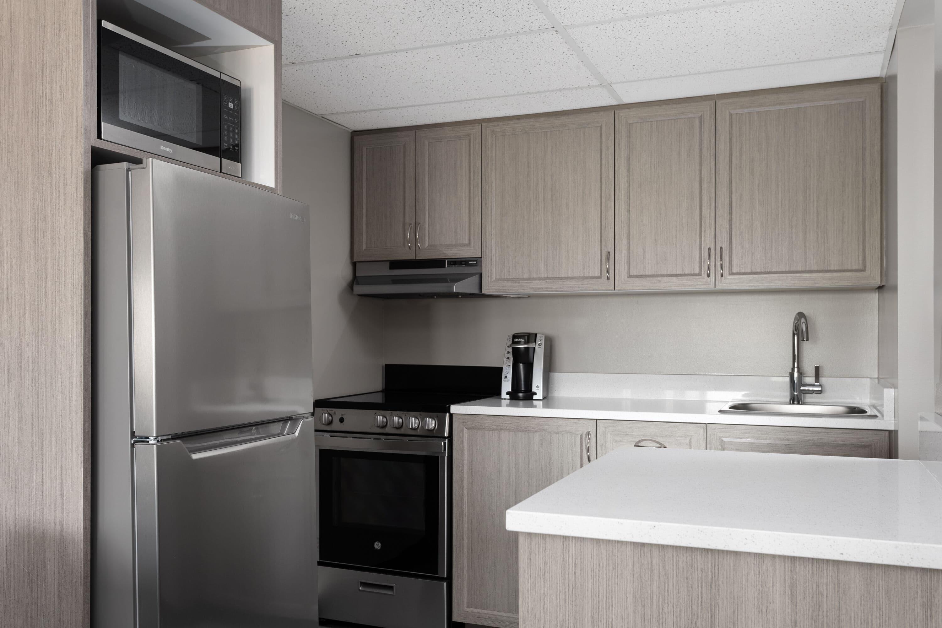 Suite Queen Size Bed