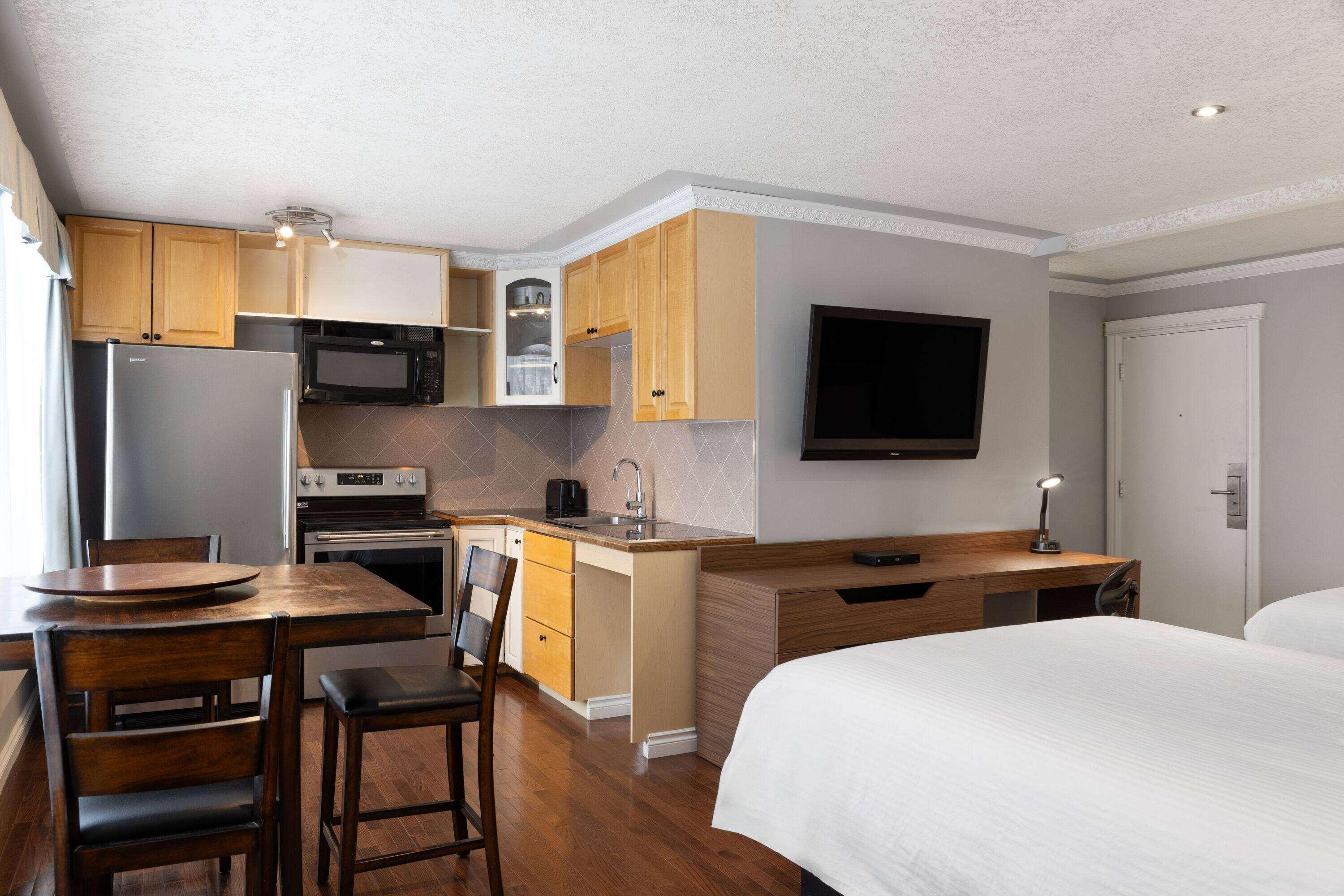 Family Room Capacity 6 Two Bedrooms