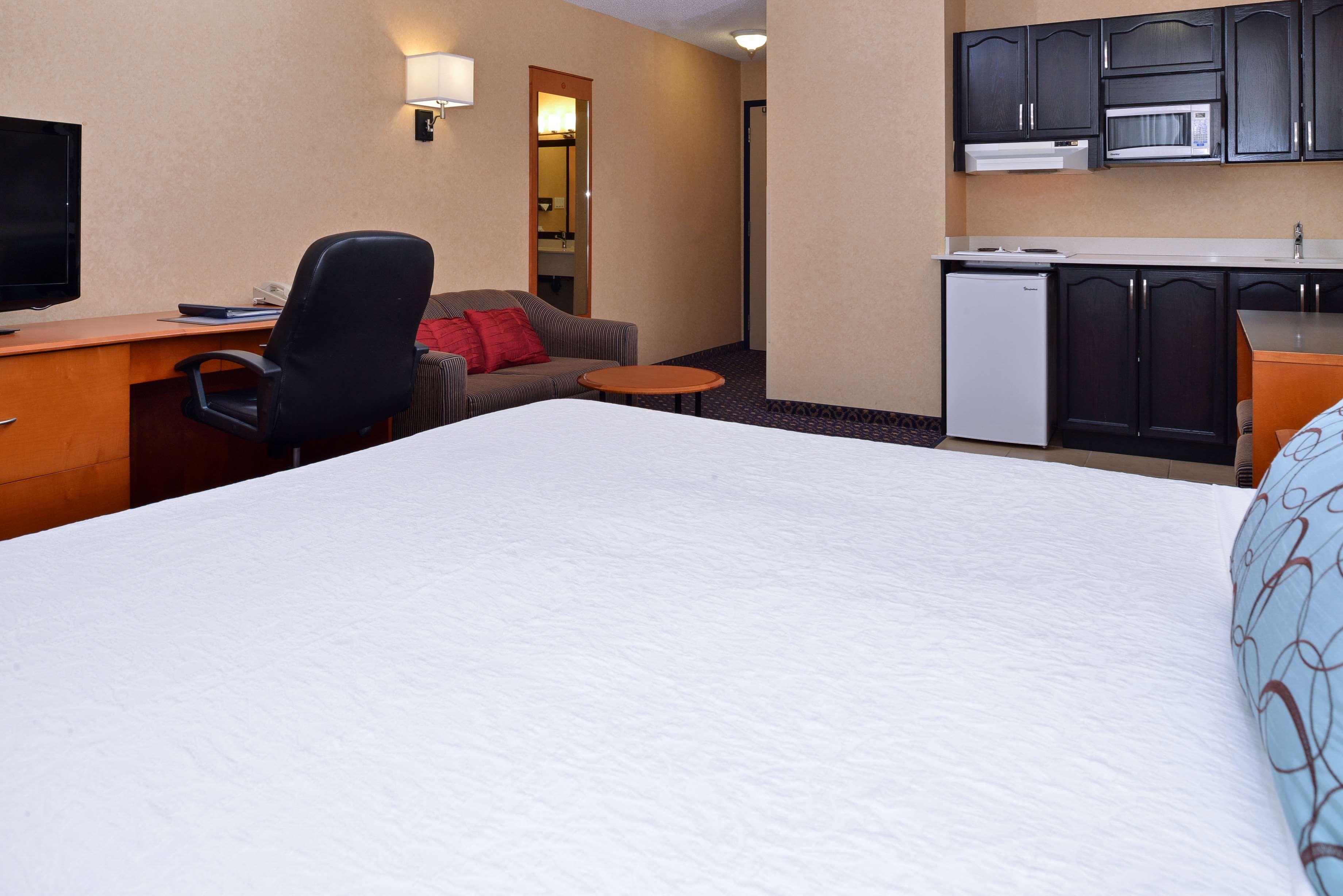 Double Queen Bed Non Smoking