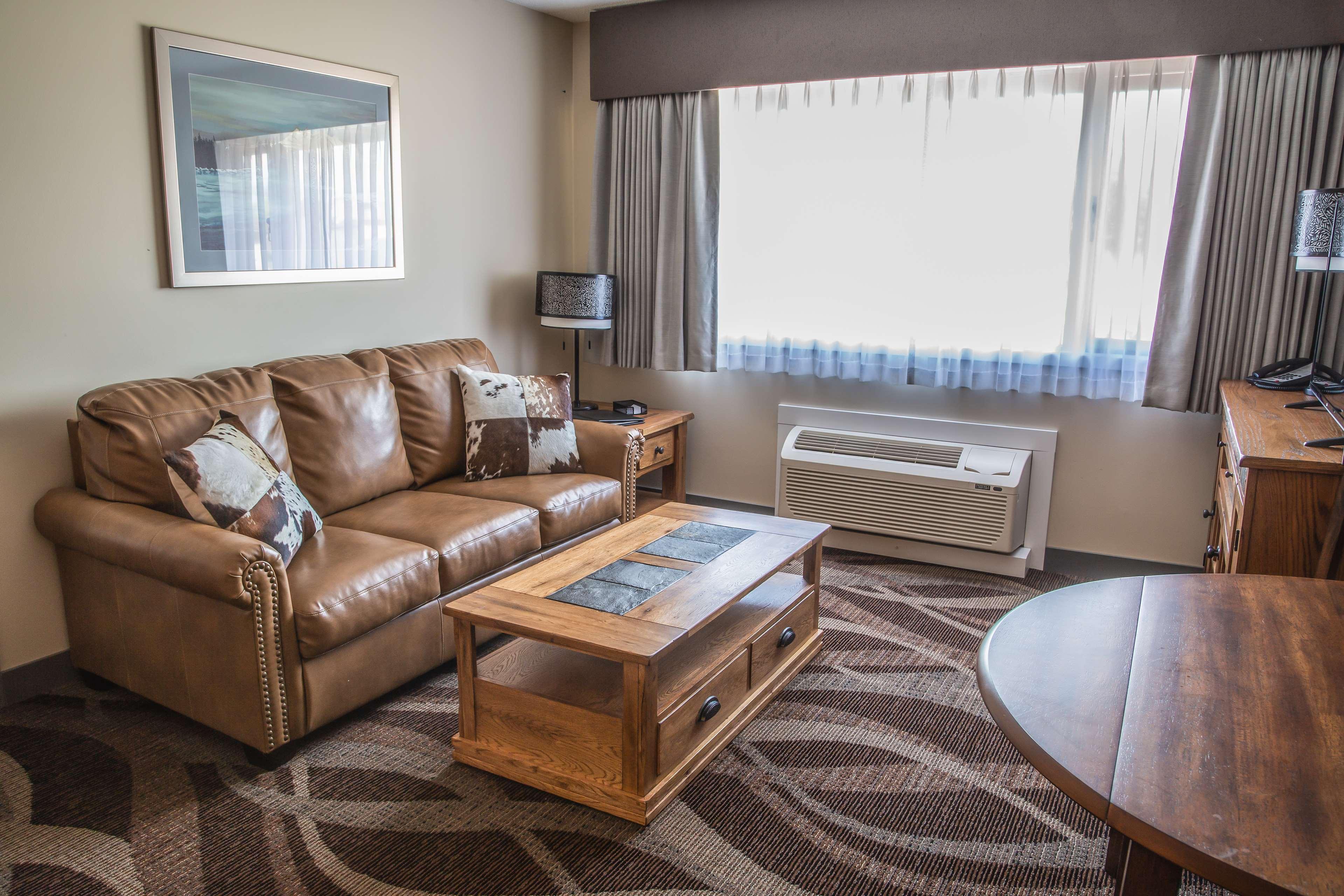 Suite with Kitchenette