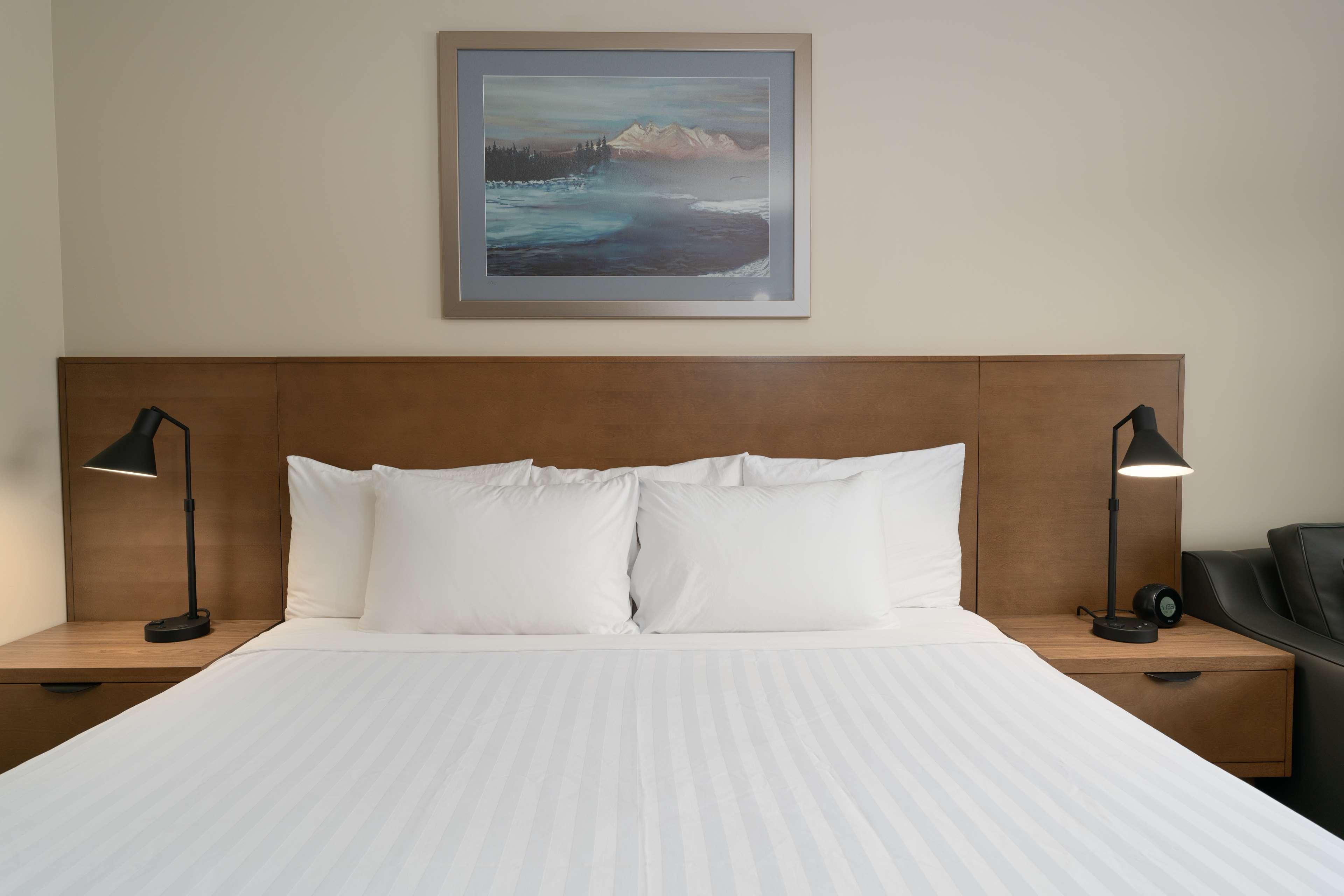 Double King Bed Non Smoking