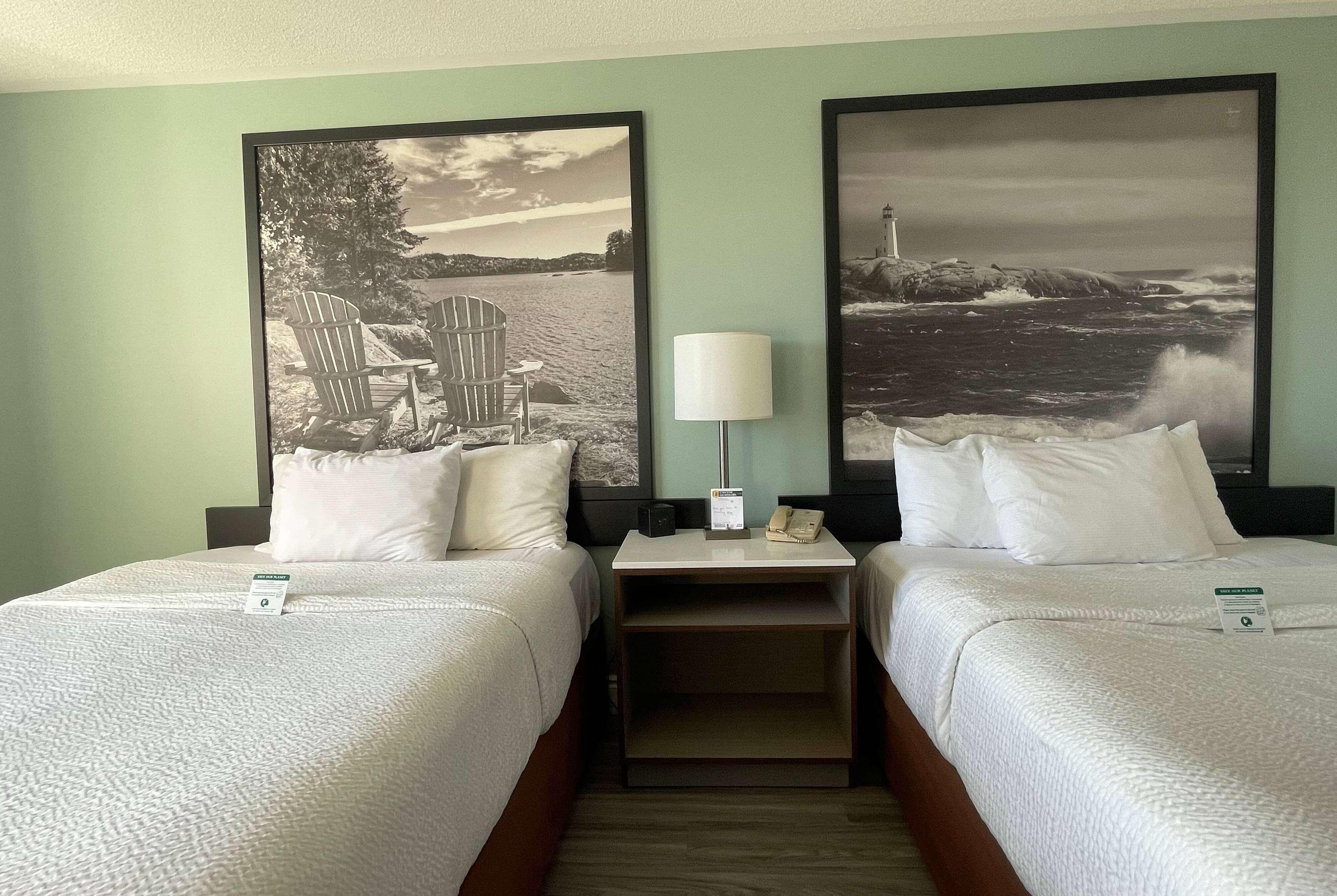 Quadruple Two Queen Beds