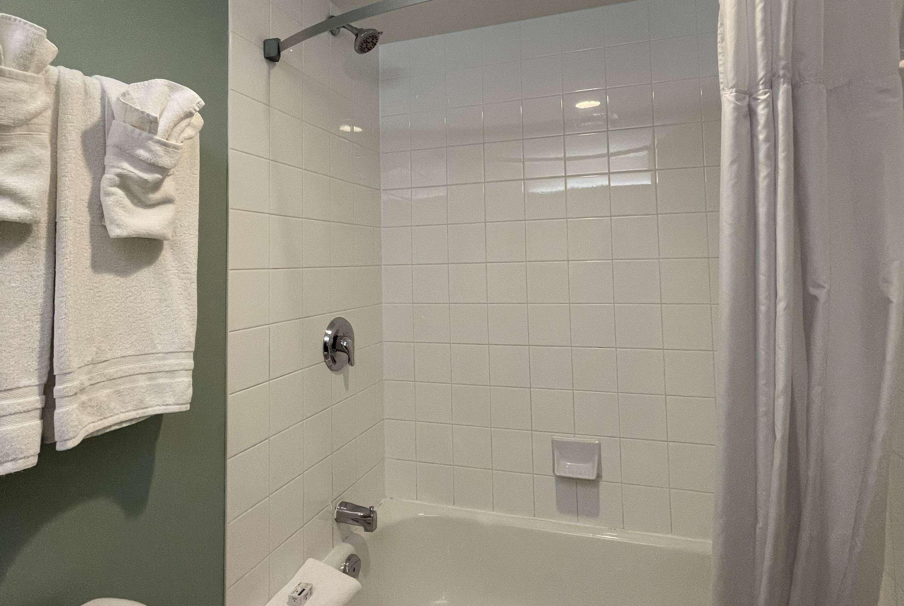 Quadruple Two Queen Beds