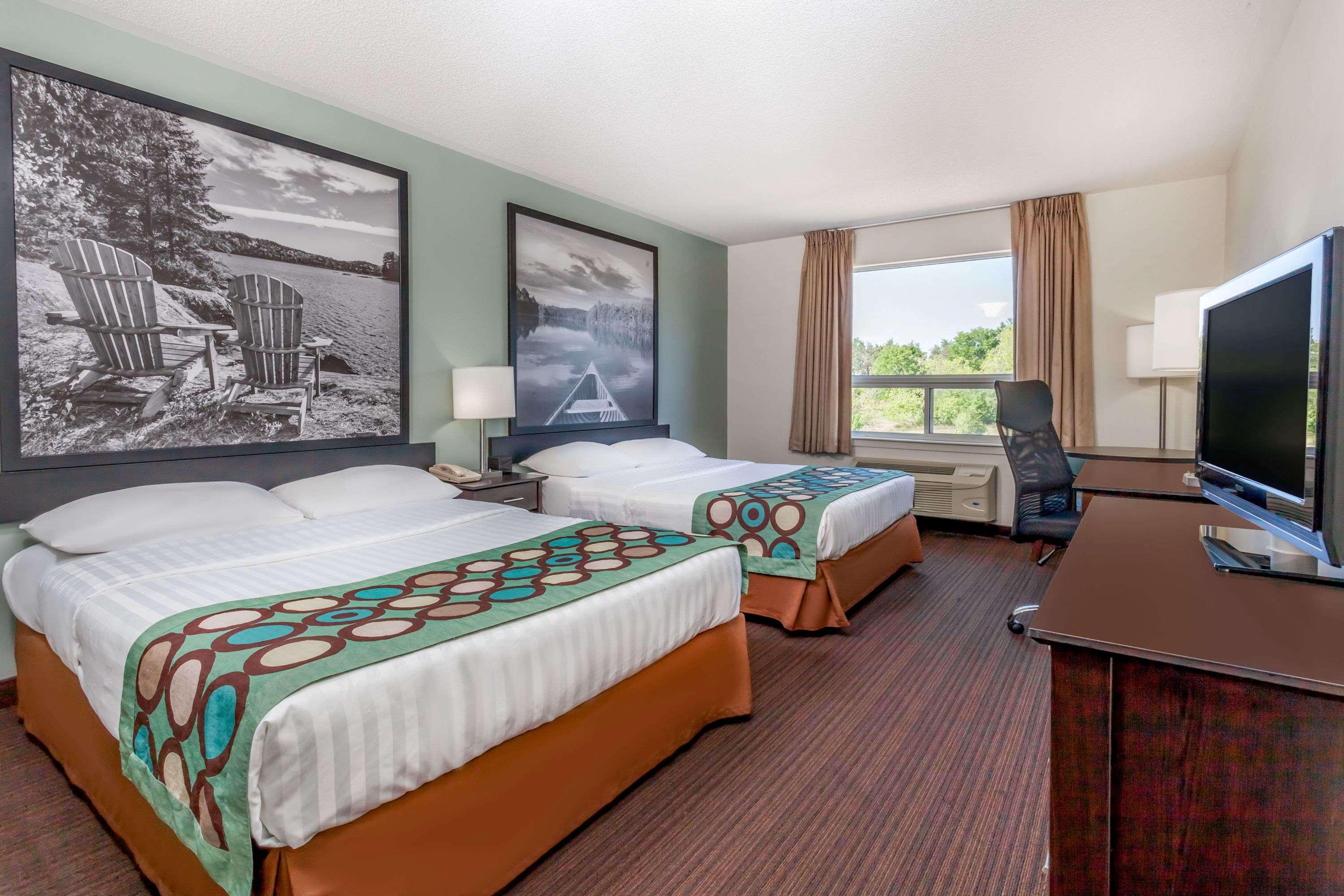 Quadruple Two Queen Beds