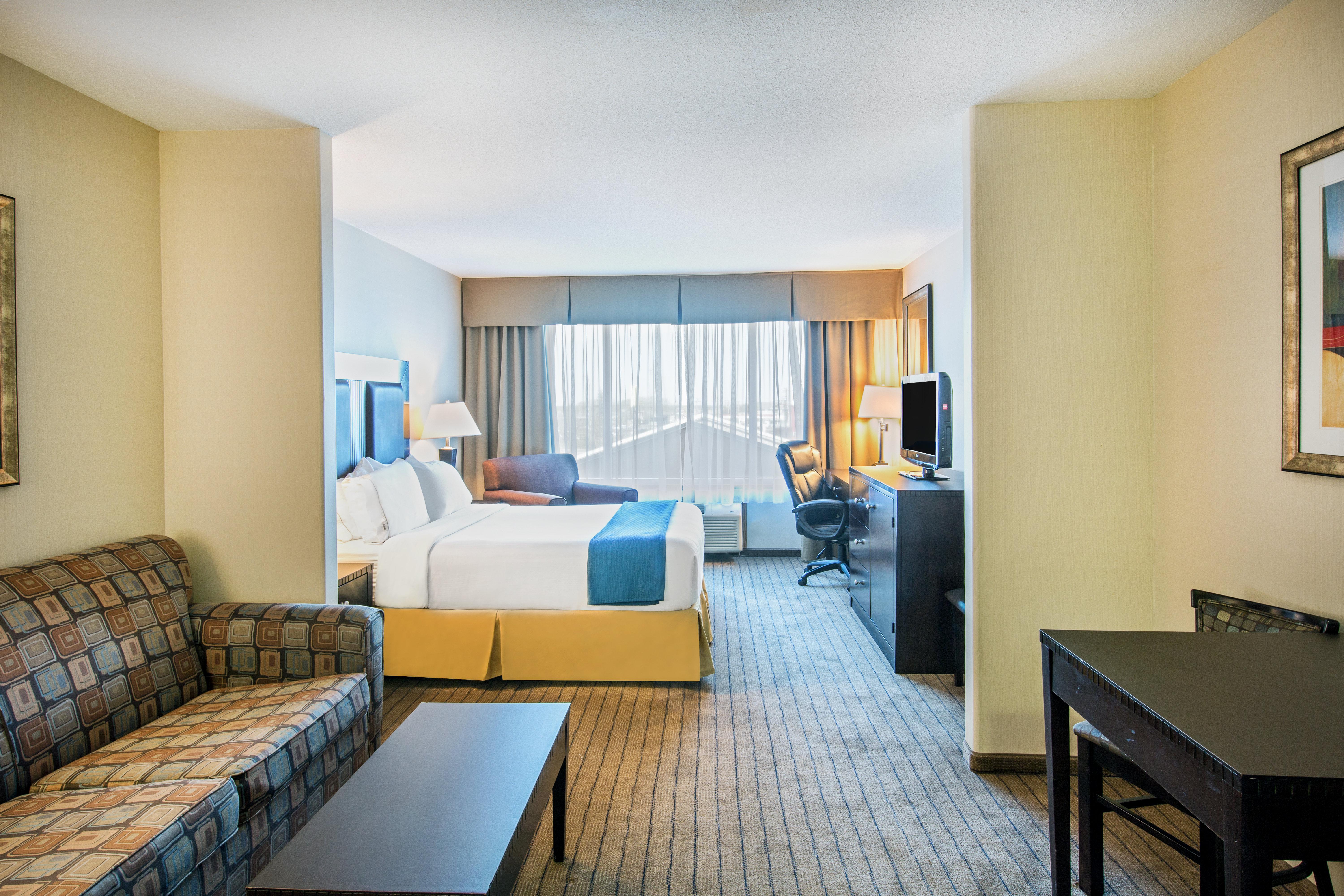 Suite Queen Size Bed