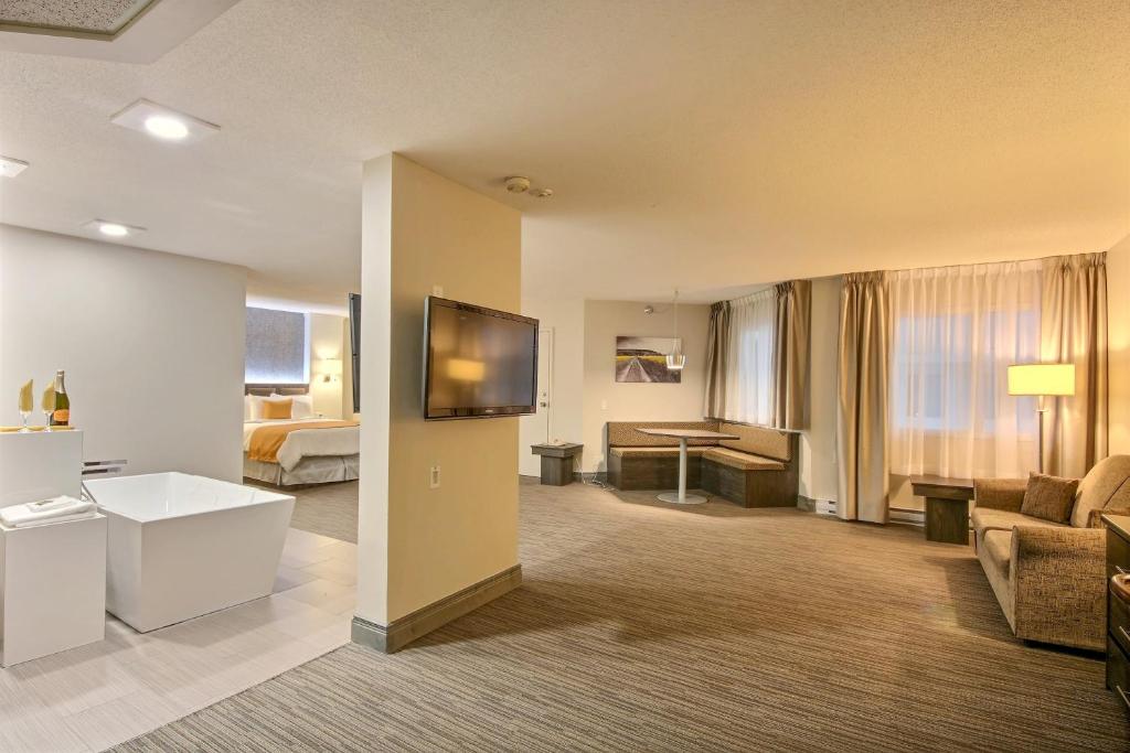 Room Deluxe Queen Bed