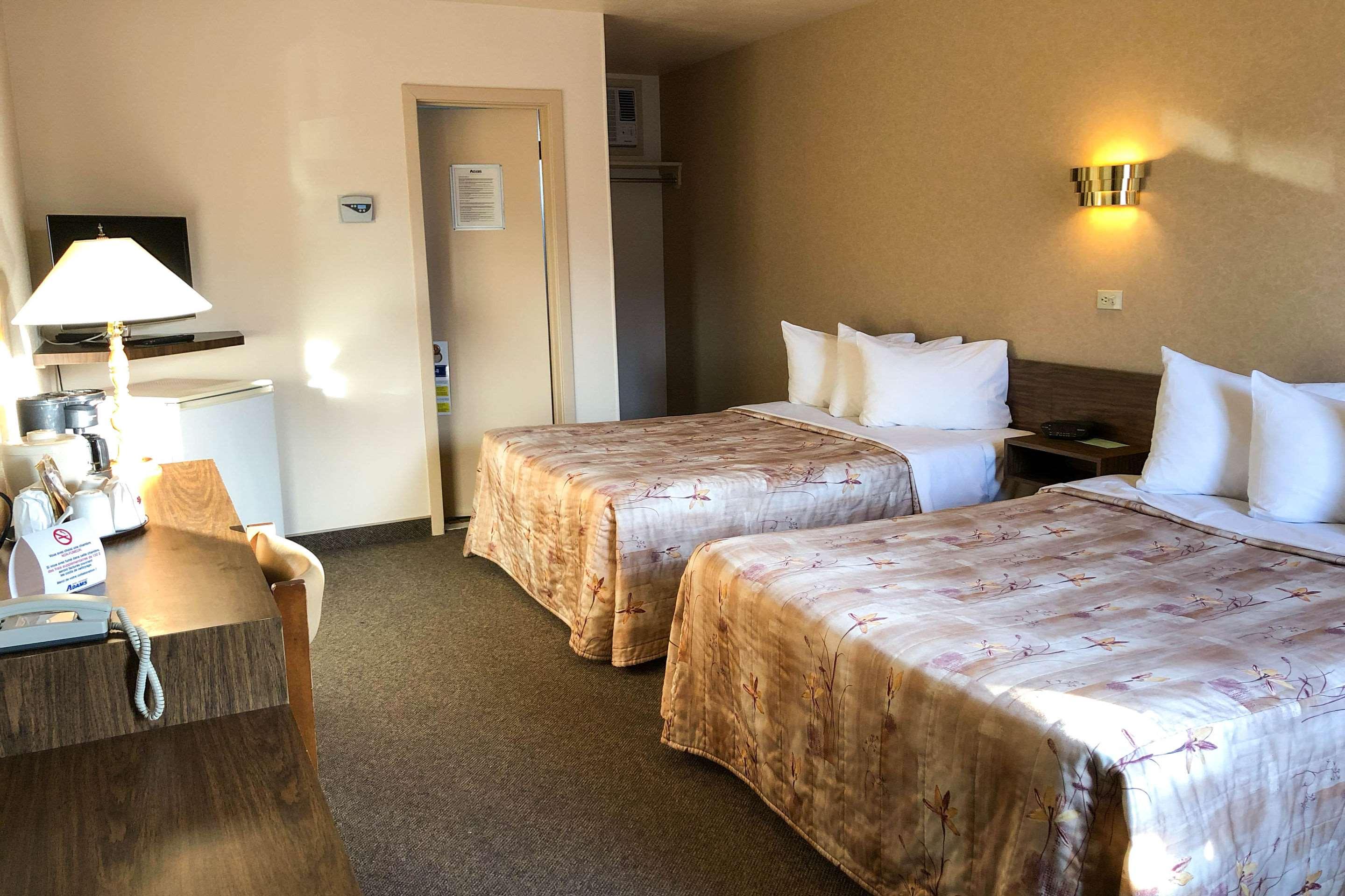 Double Two Double Beds Non Smoking