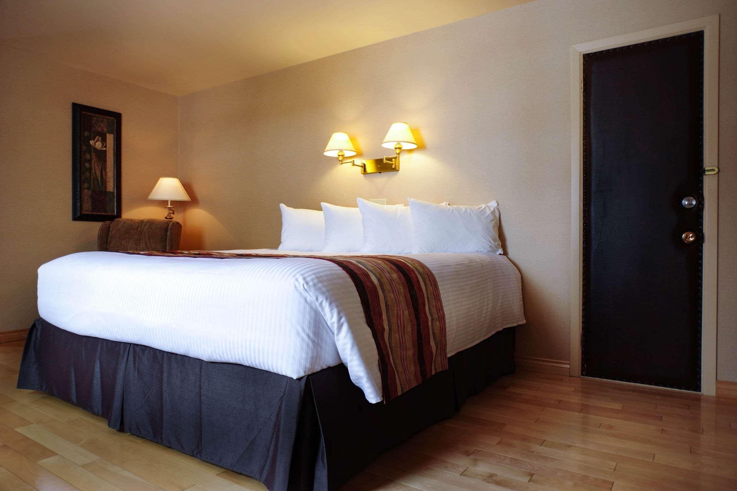 Double King Bed Non Smoking