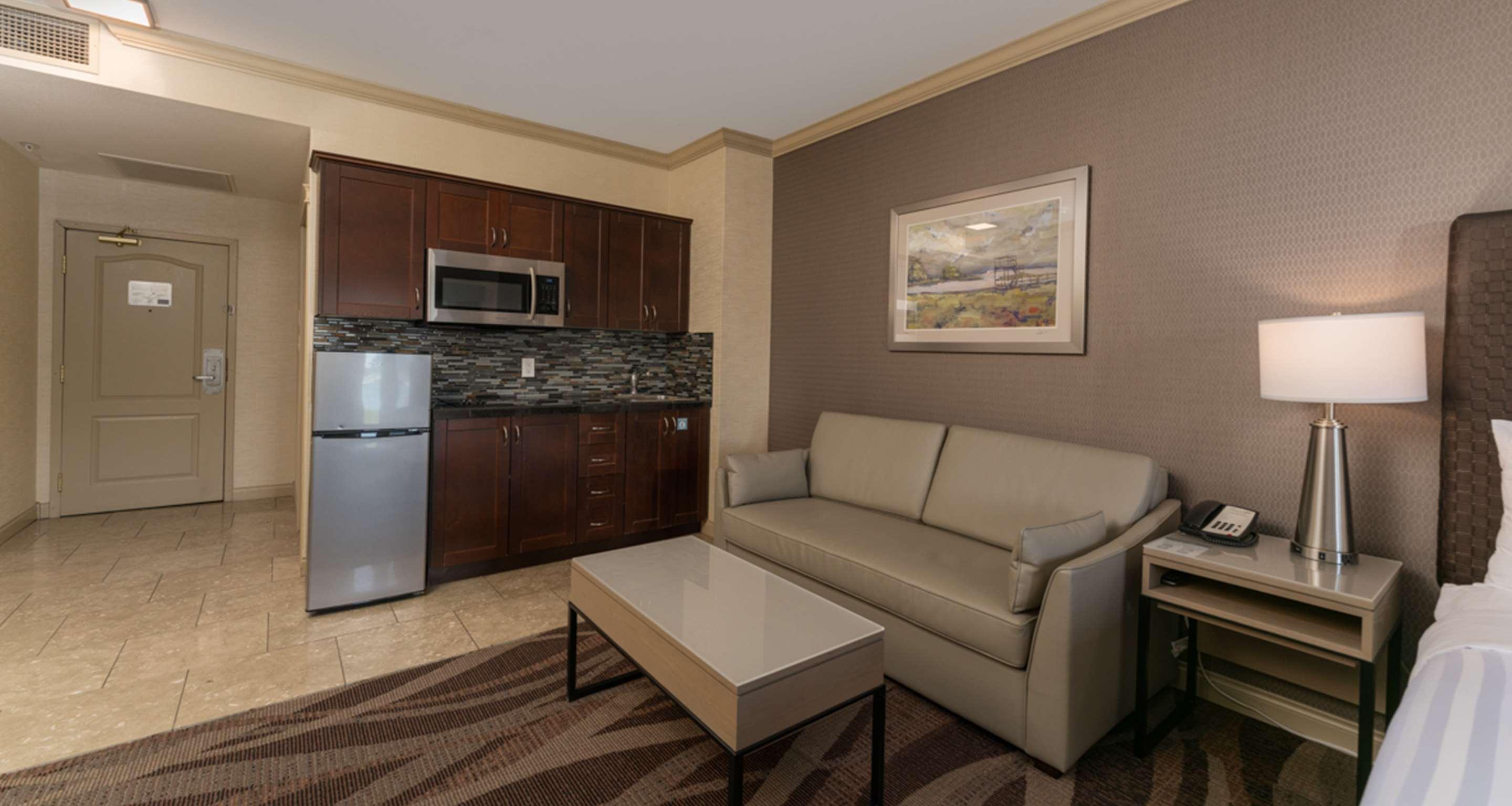 Studio with Kitchenette with Views