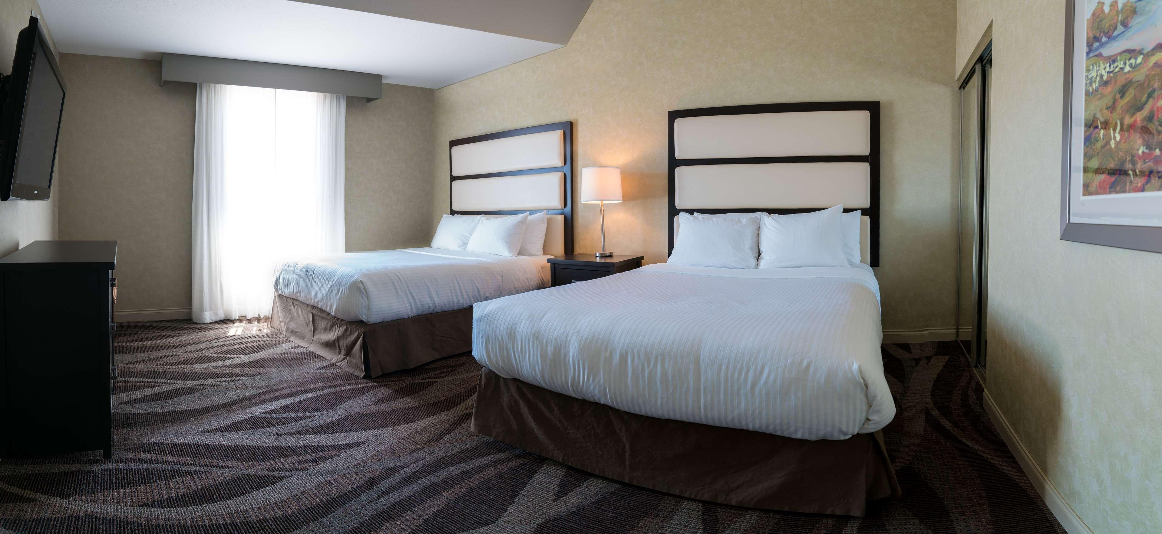 Suite Two Queen Beds