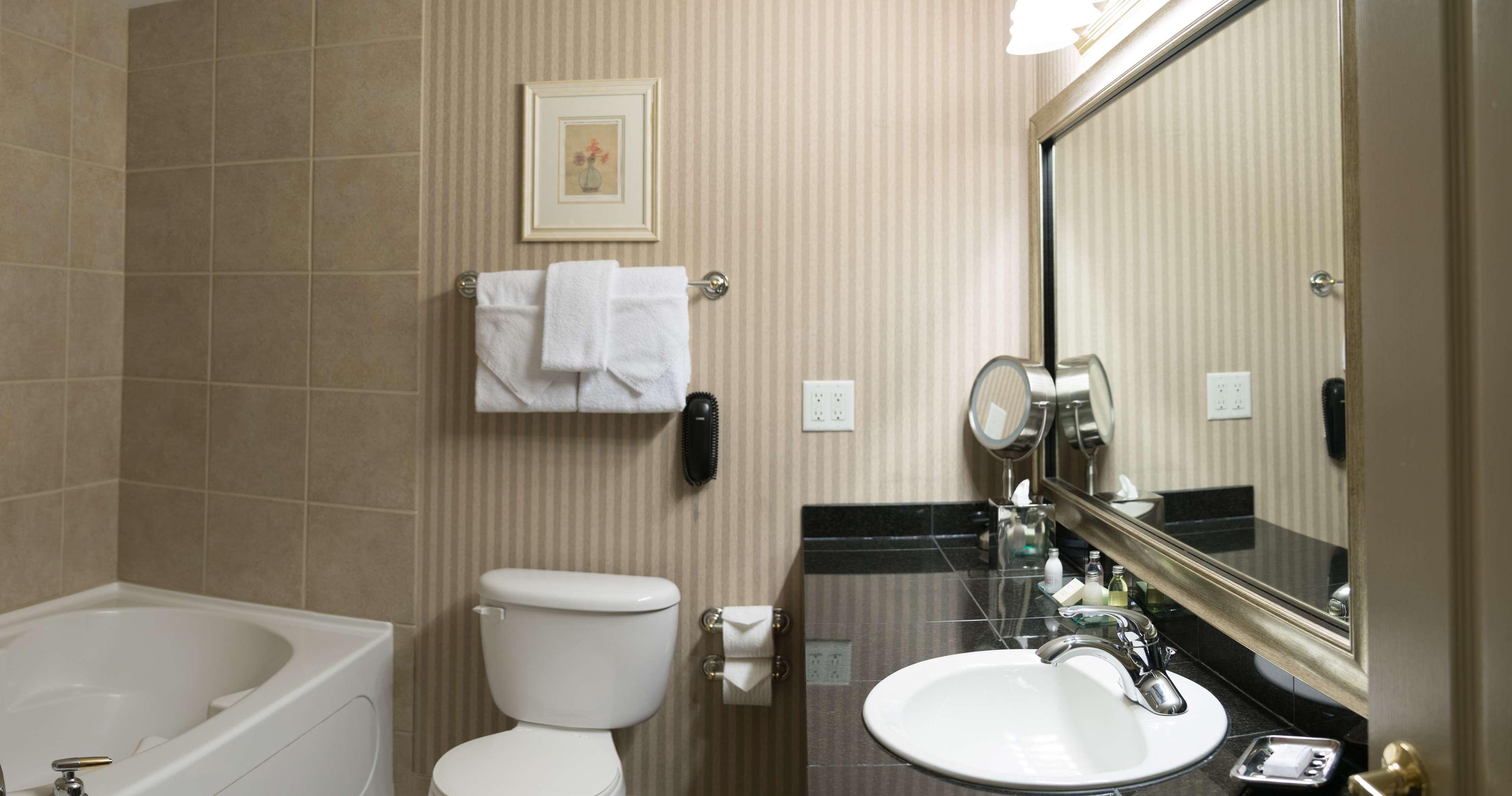 Suite Two Queen Beds