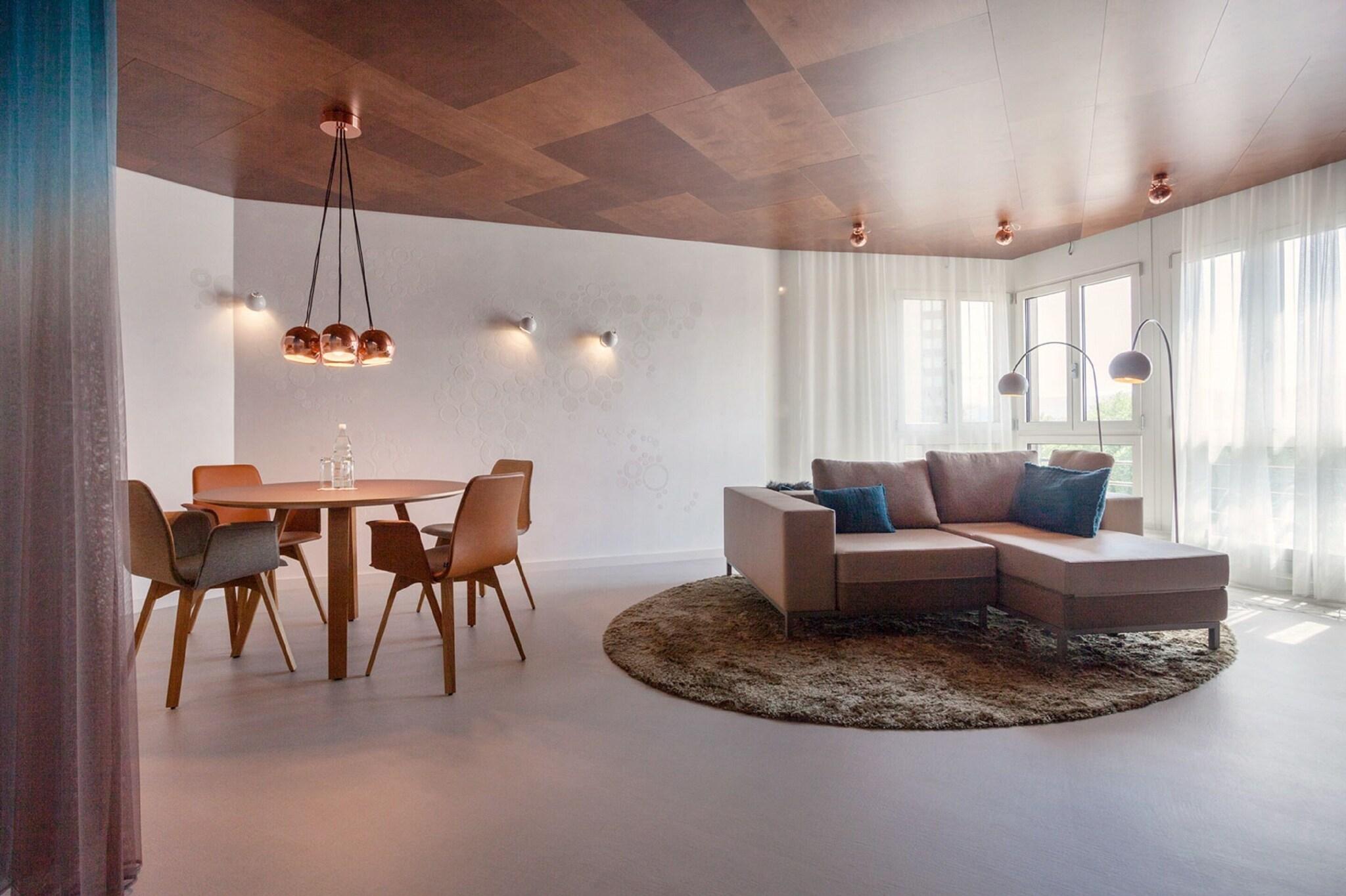 Suite with Kitchenette