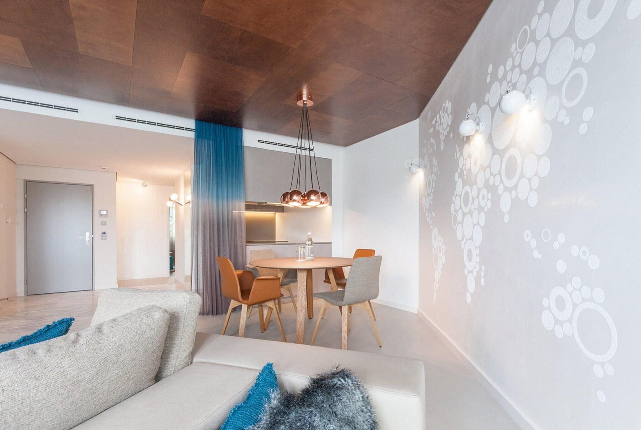 Suite with Kitchenette