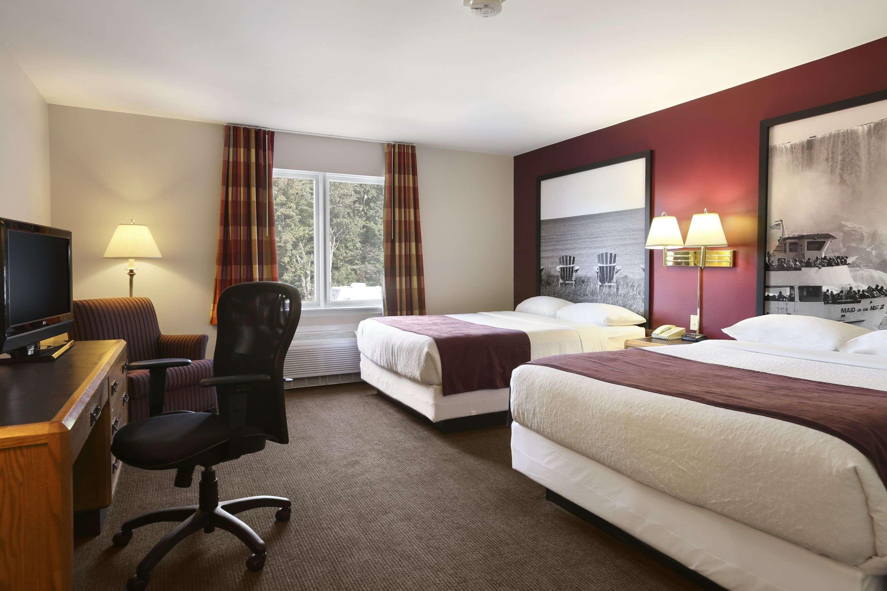 Quadruple Two Queen Beds