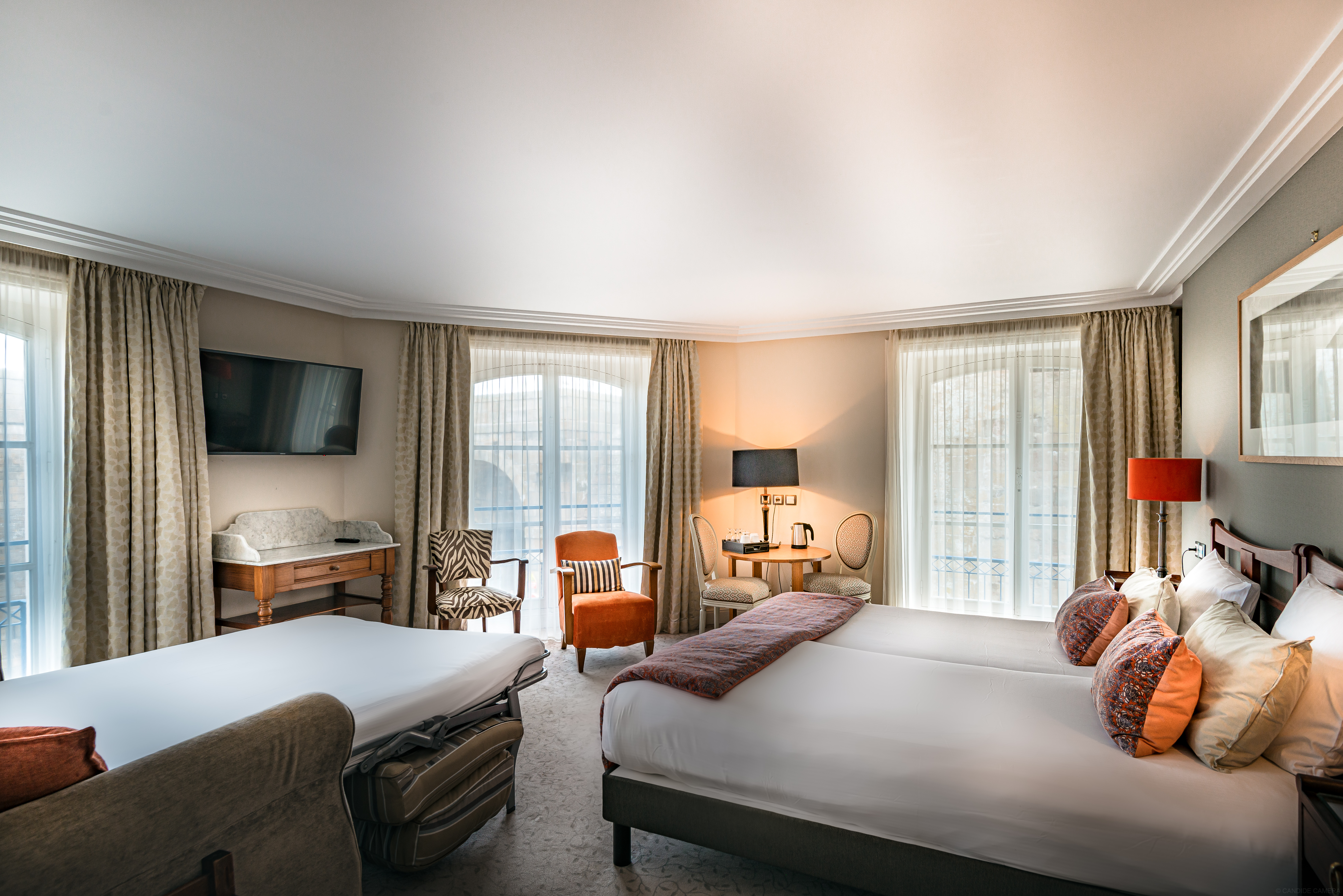 Family Room Prestige