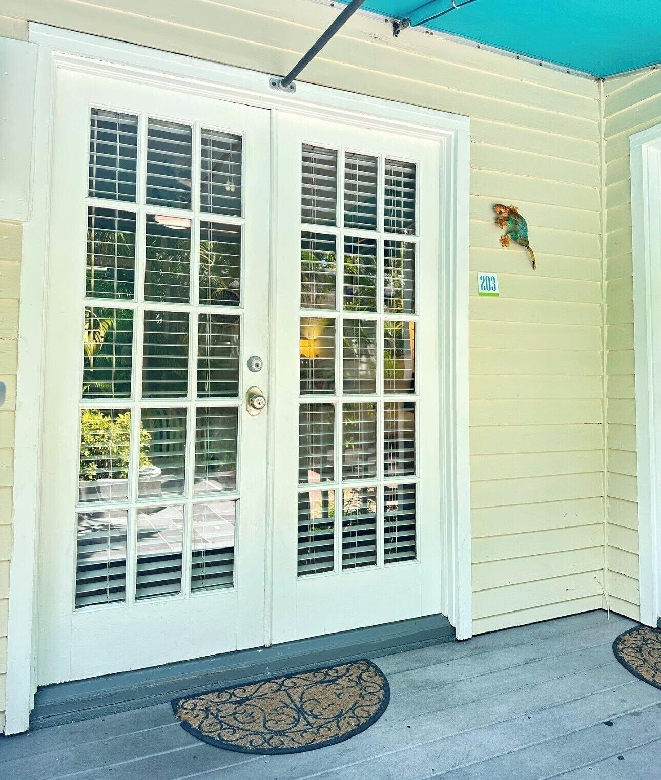 Double Deluxe King Bed