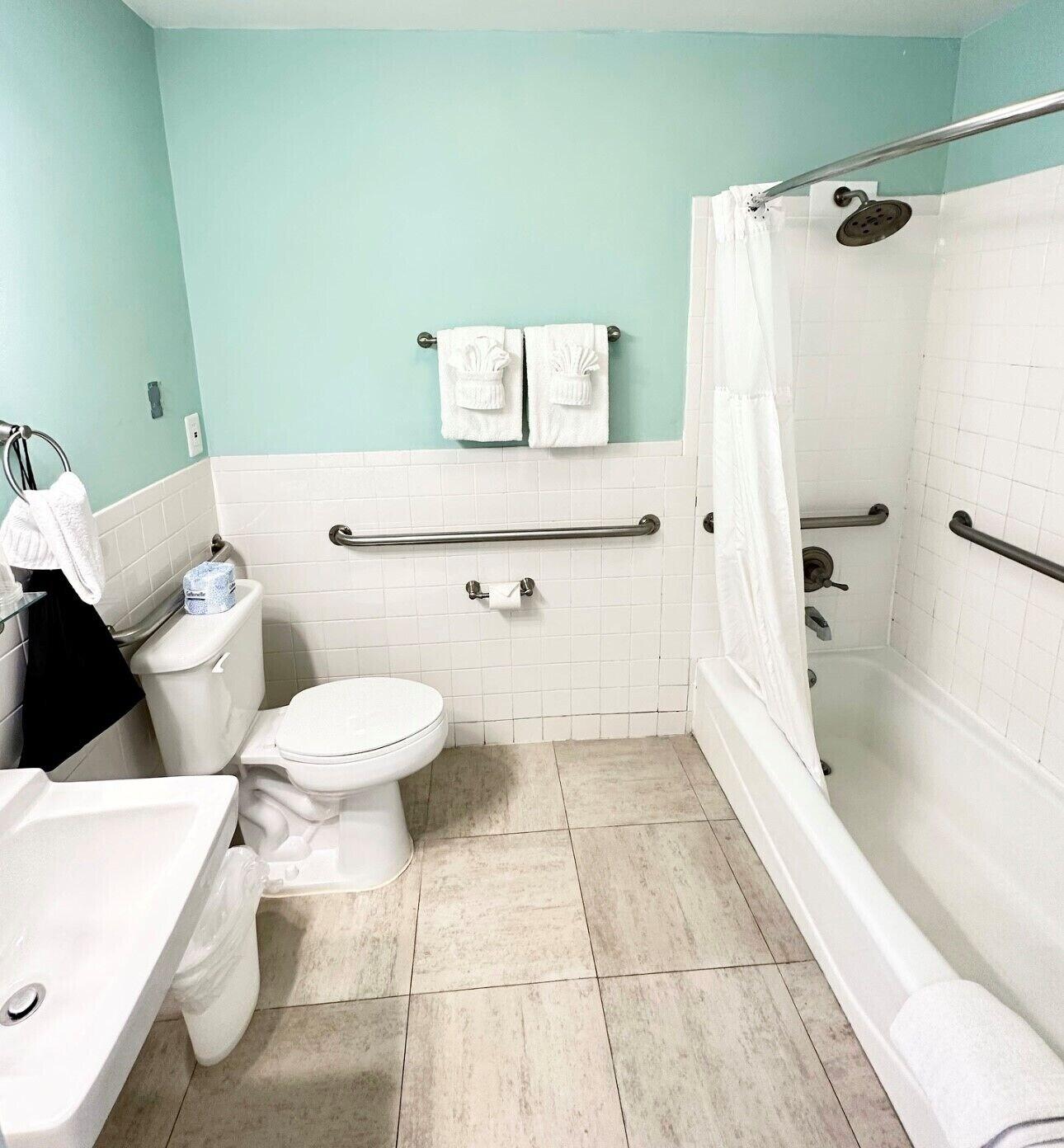 Double Deluxe King Bed